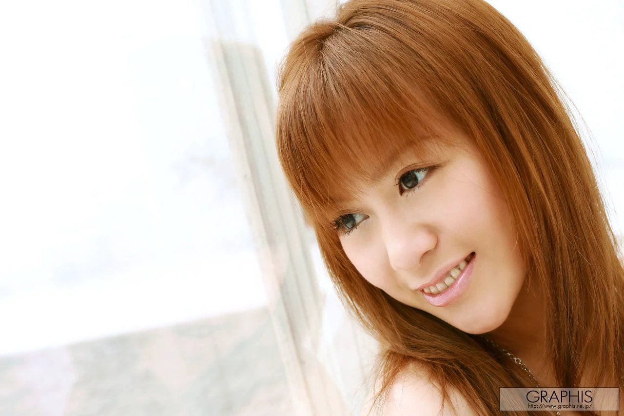 愛沢ひな/爱泽雏 《Calmly Snow》 [Graphis] Gals 写真集 - 爱照片