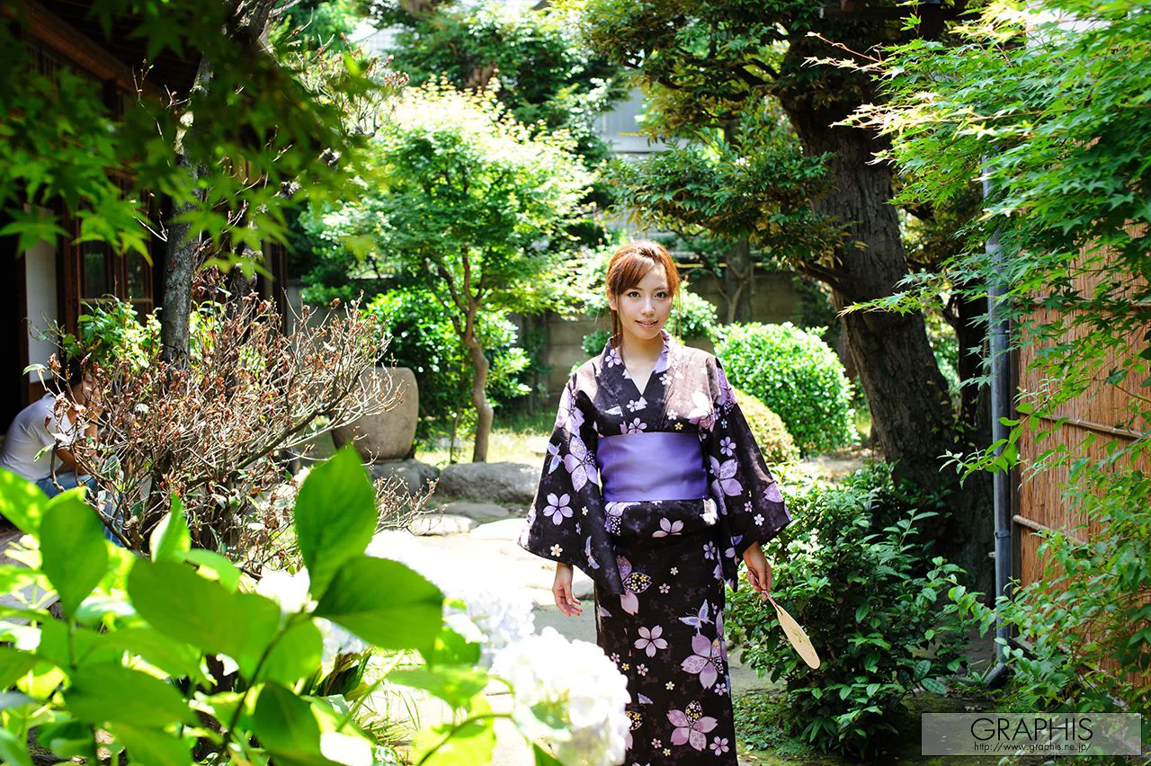 横山美雪《Blossoms》 [Graphis] Gals 写真集 - 爱照片