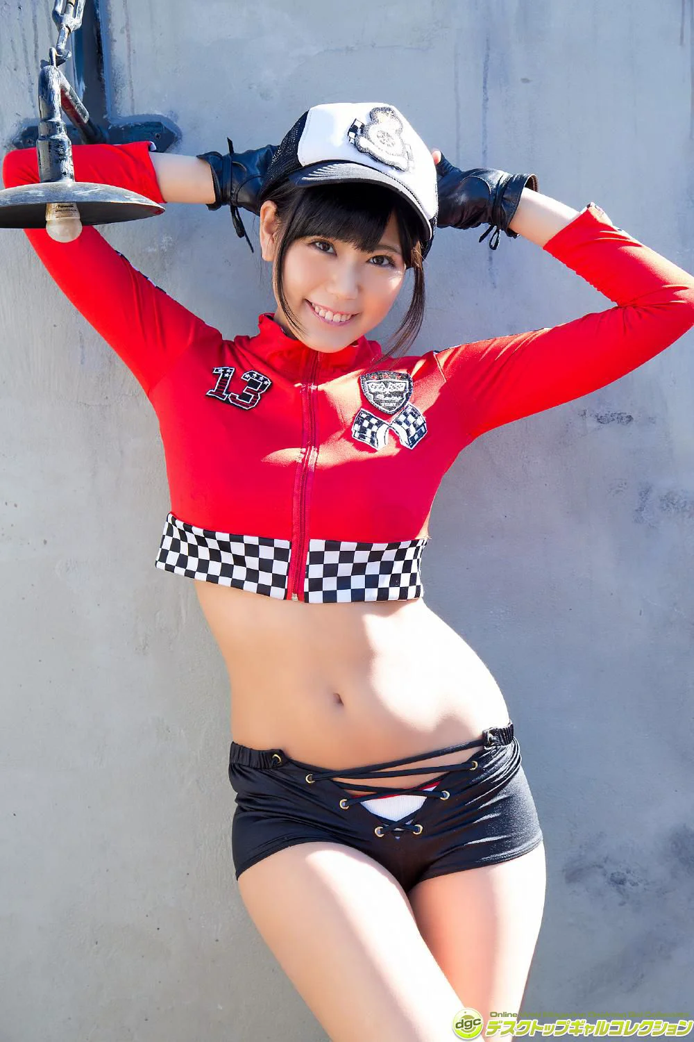 篠原冴美《爽やかな笑顔が眩しいマシュマロGカップ！》 [DGC] 写真集 - 爱照片
