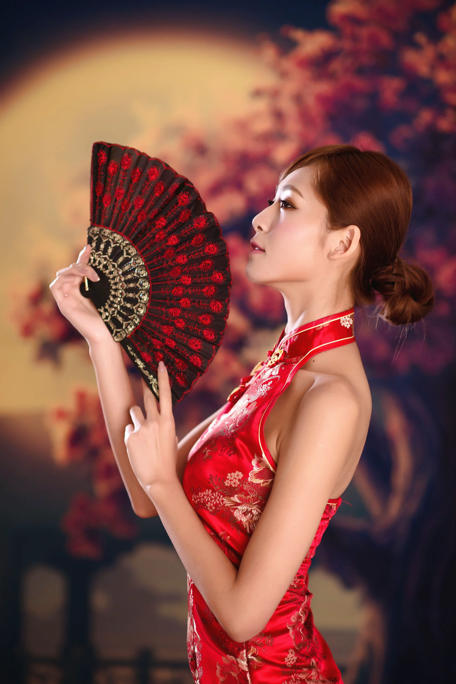 台湾女神Winnie小雪《古典红色旗袍》写真集 - 爱照片