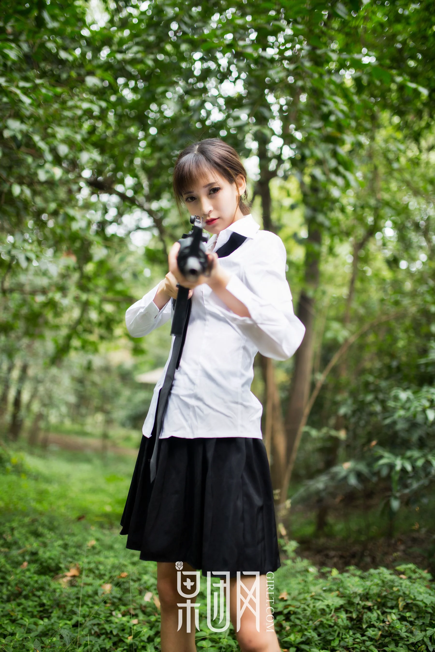 蘑菇《美女野外激战，性感撩人！》 [果团网Girlt] NO.109 写真集 - 爱照片