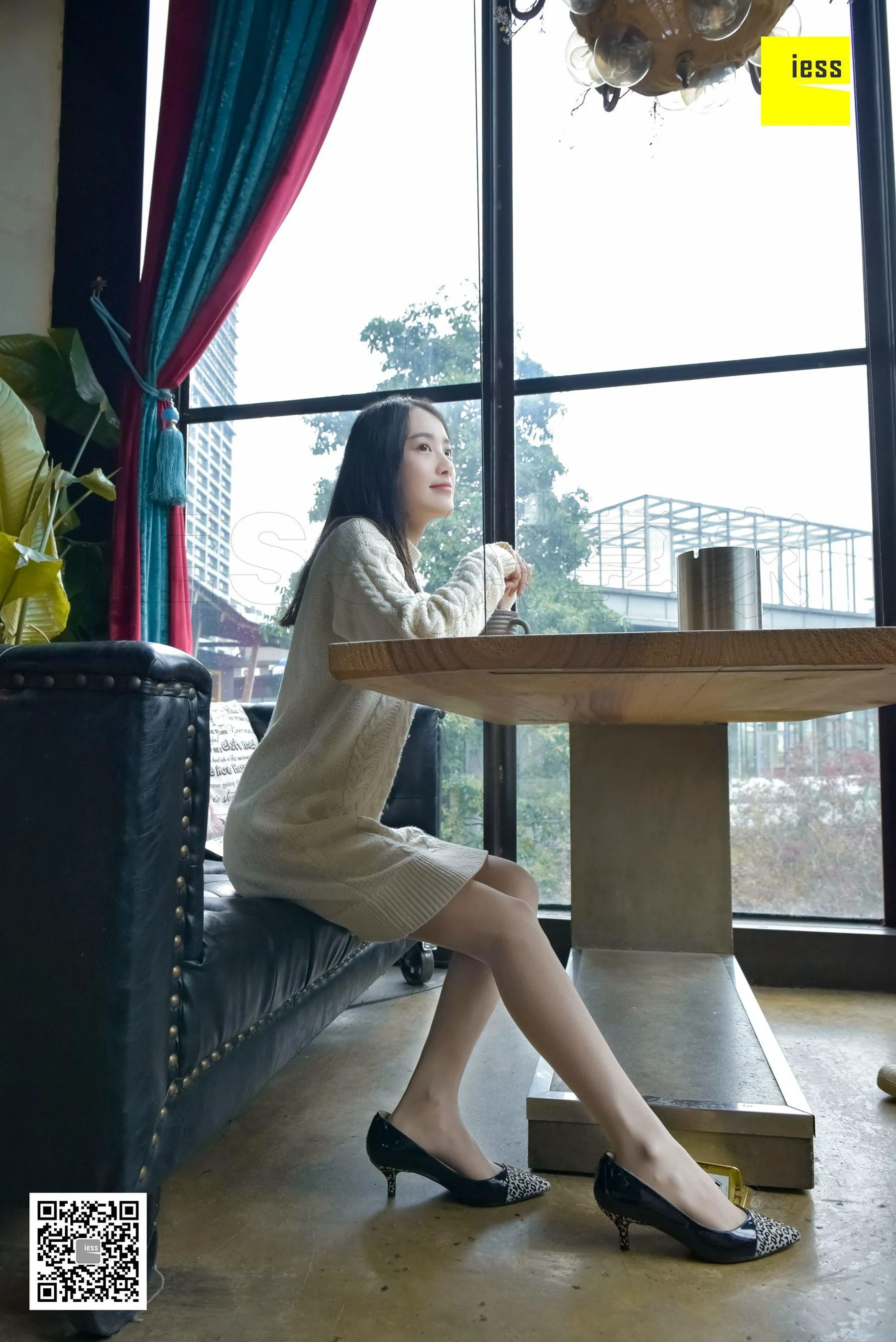 丝享家134 婉萍 《你的白色毛衣》[IESS异思趣向] 写真集 - 爱照片