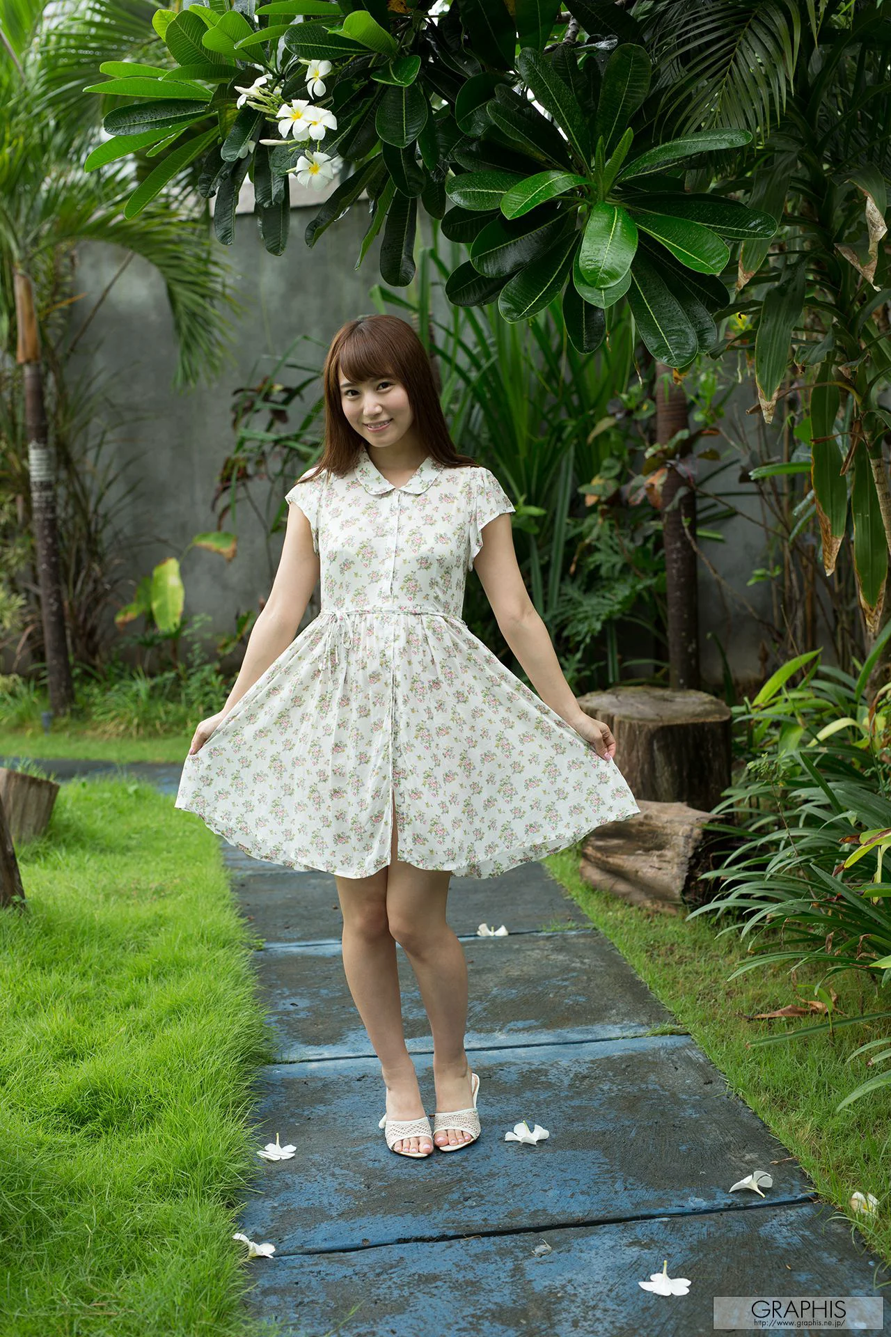 初川みなみ《Ladylike, cute girl!》 [Graphis] Gals 写真集 - 爱照片