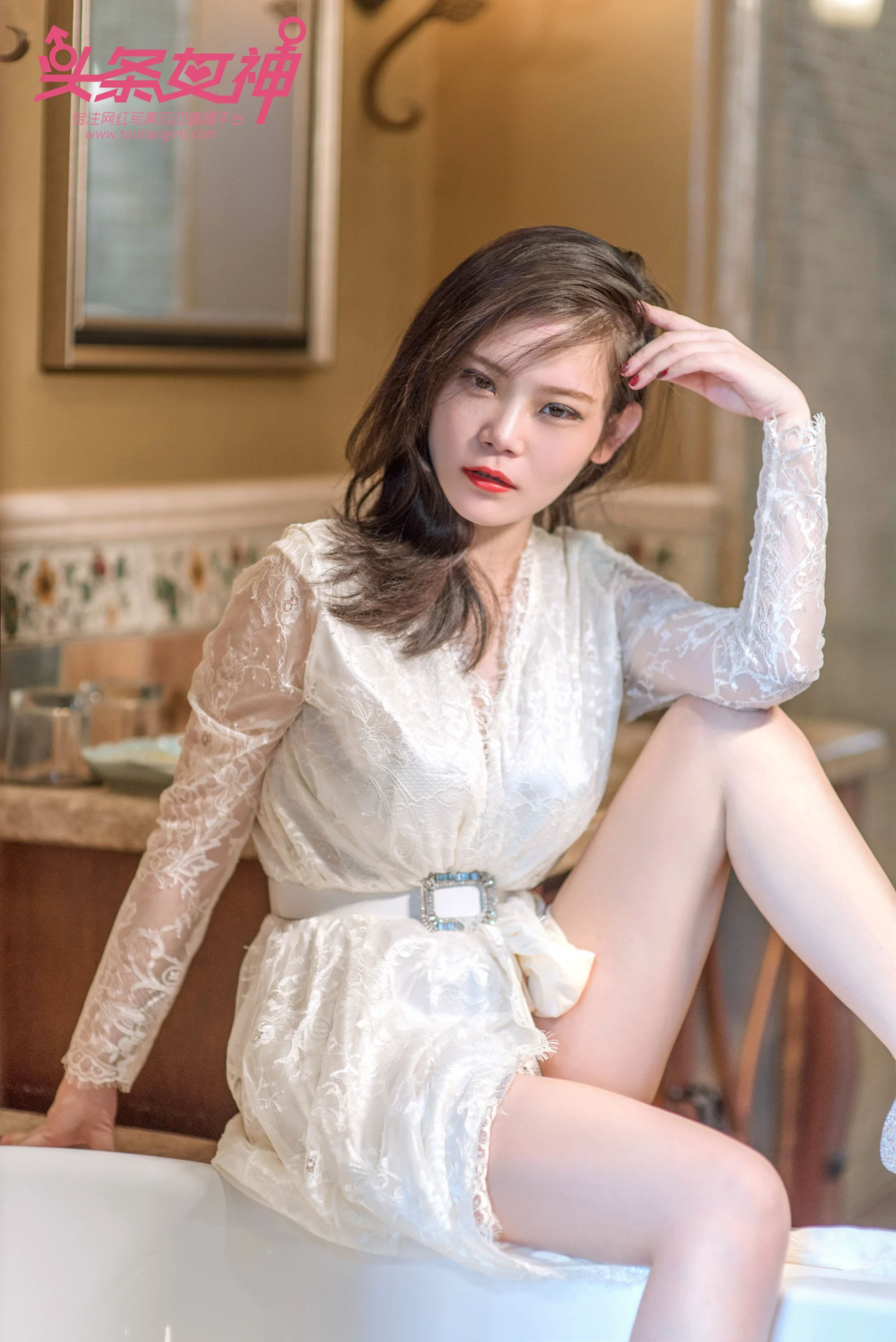 小美《浴室透明欲娘》 [头条女神Toutiaogirls] 写真集 - 爱照片