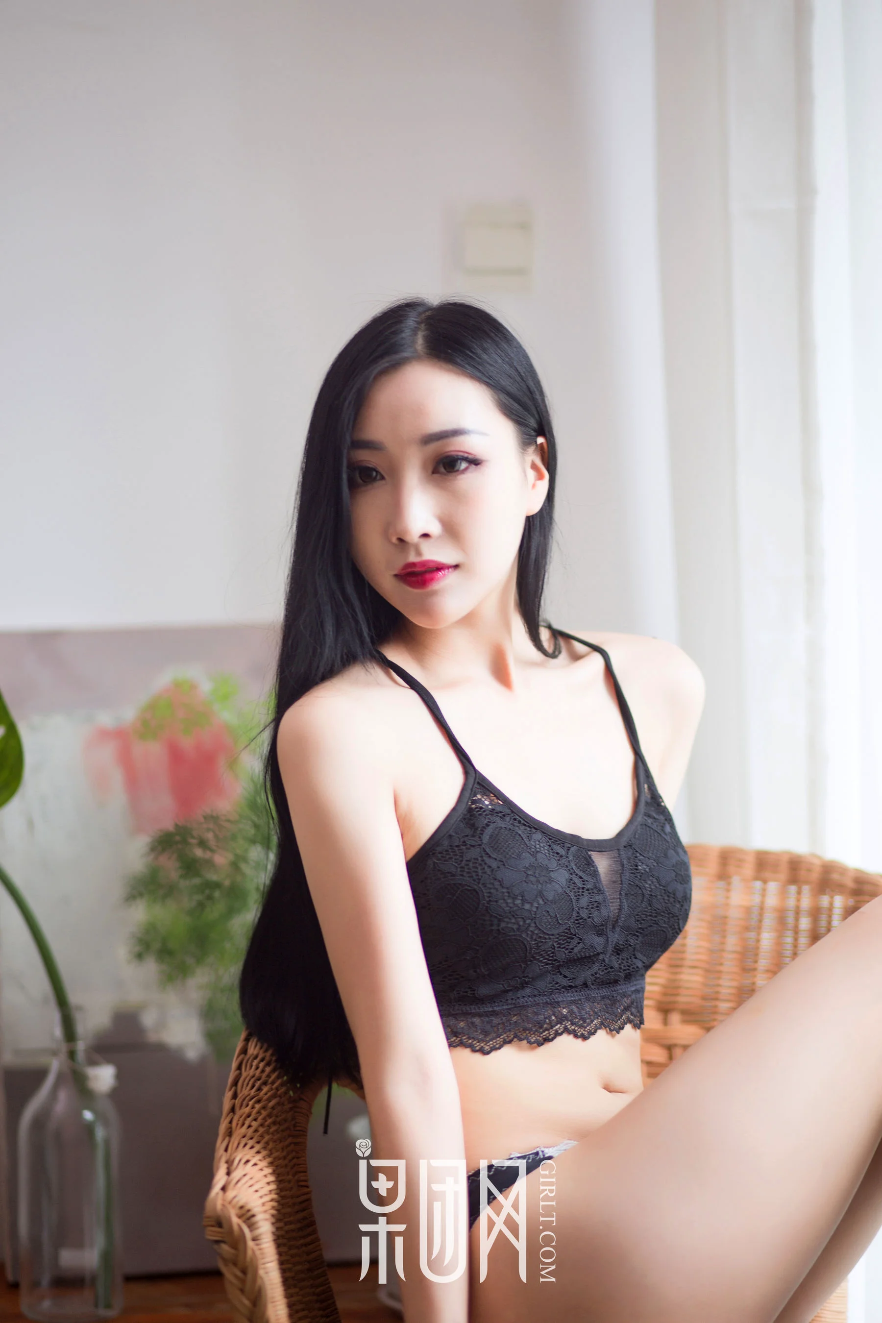 雨儿《黑丝魅惑！》 [果团网Girlt] NO.081 写真集 - 爱照片
