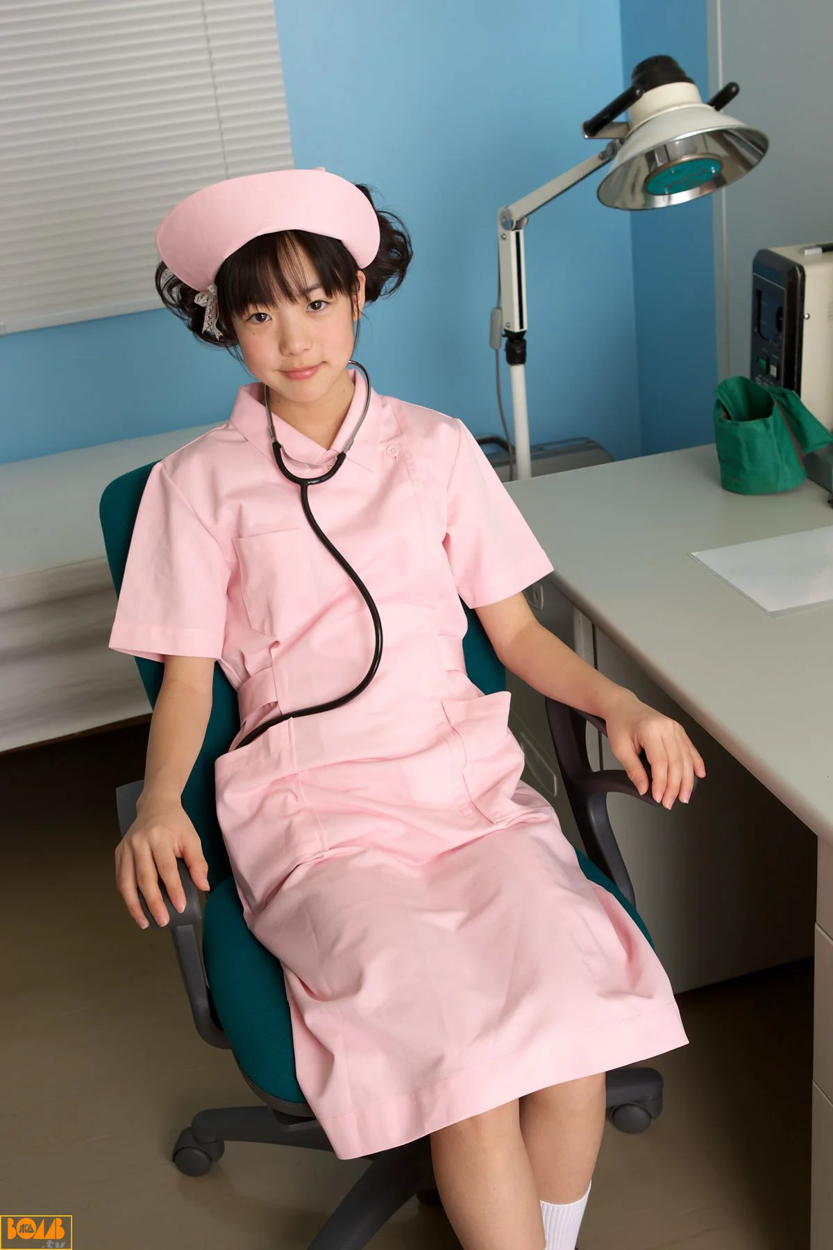 [Bomb.TV] 2008年04月刊 Nanako Niimi 山下菜菜子/新実菜々子 写真集 - 爱照片