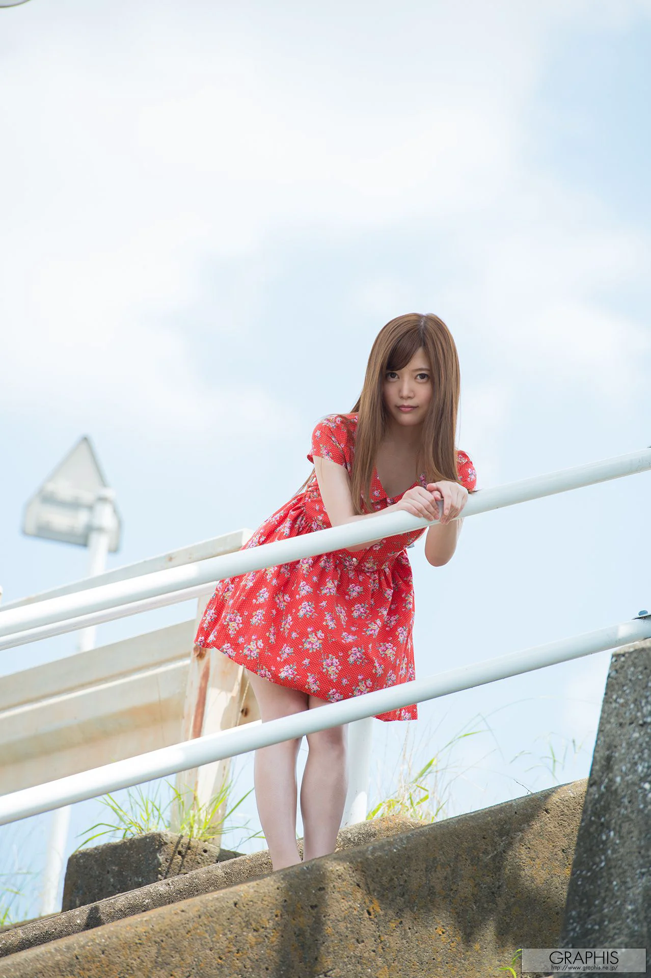 榊梨々亜/榊梨梨亚《Be shy》 [Graphis] Gals 写真集 - 爱照片