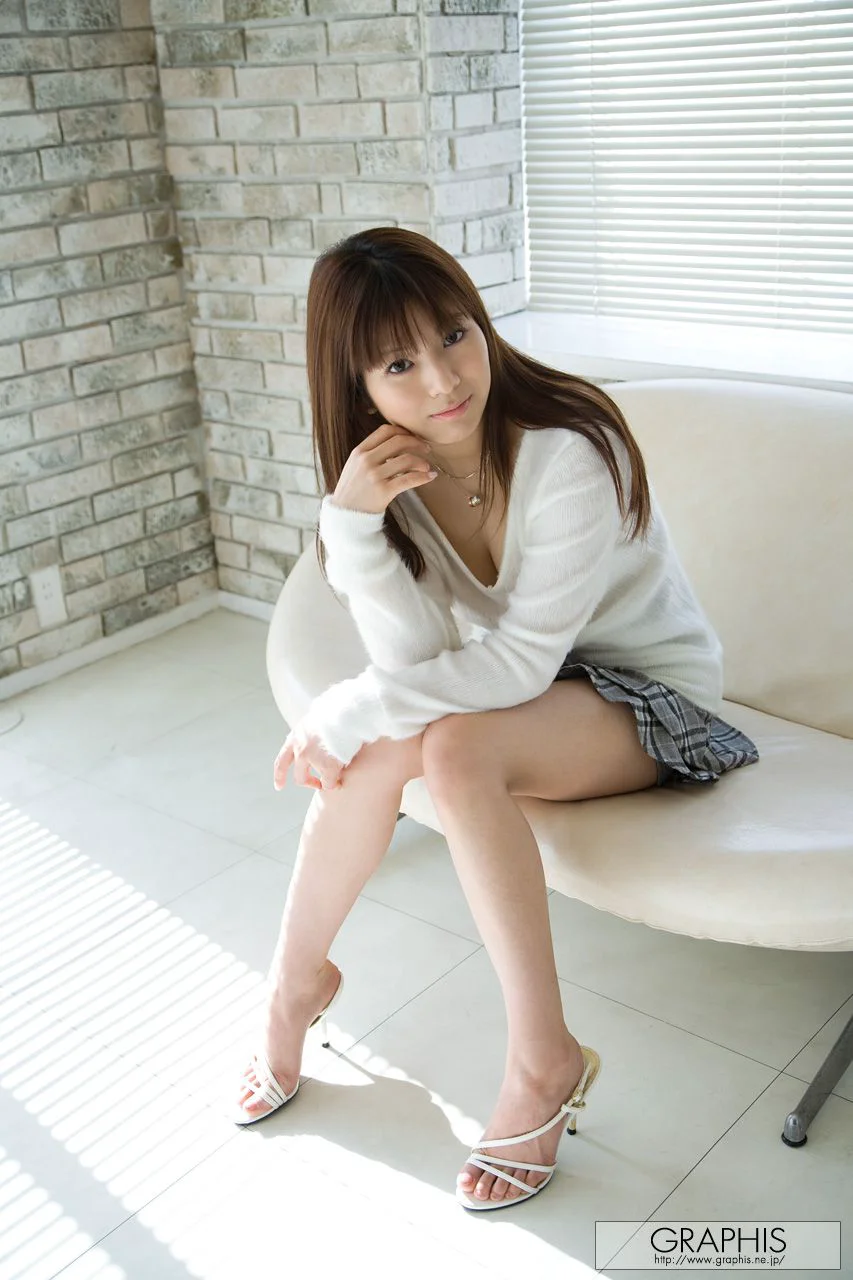 音羽かなで/音羽奏《soulou》 [Graphis] Gals 写真集 - 爱照片