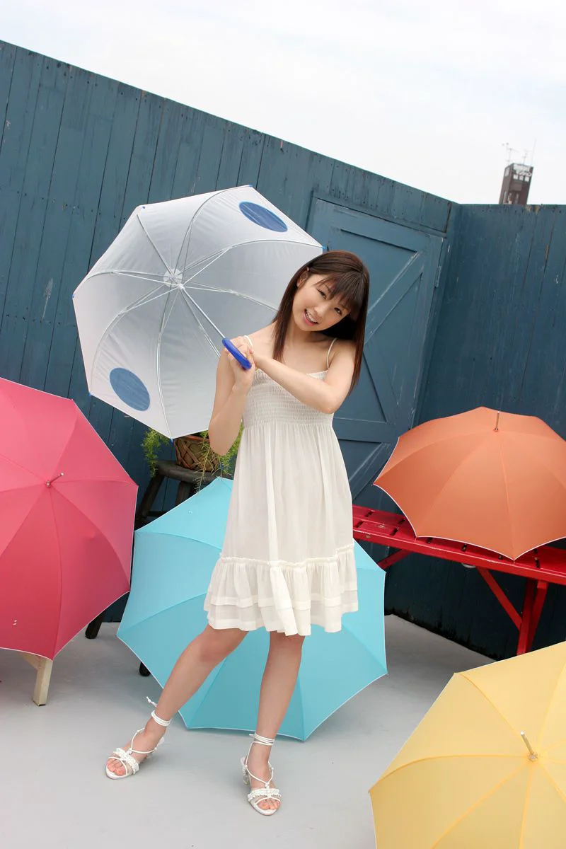 小倉優子 《陽～ひなた～》写真集 [For-side] - 爱照片