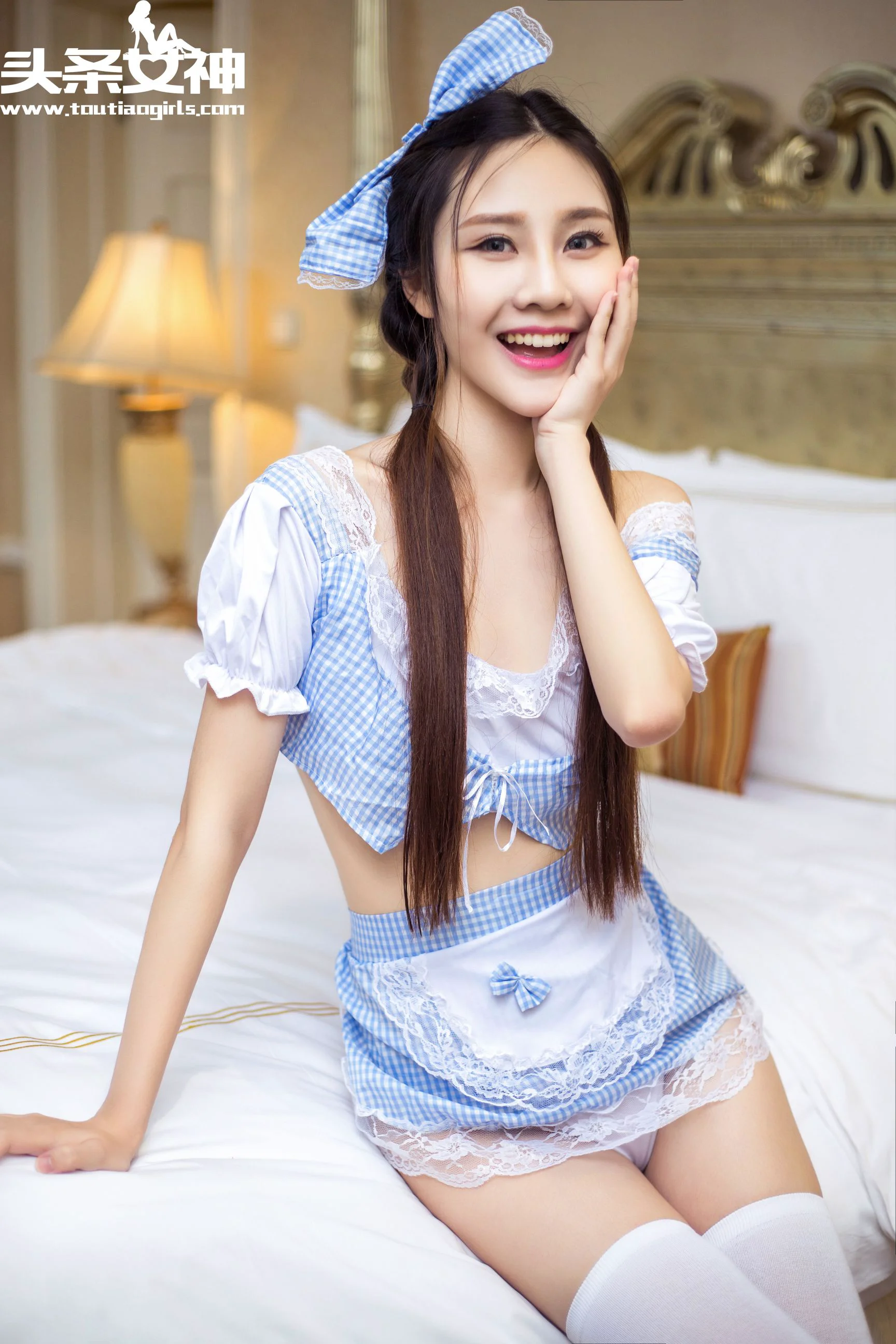 周思超《极致性感天使女仆》 [头条女神] 写真集 - 爱照片