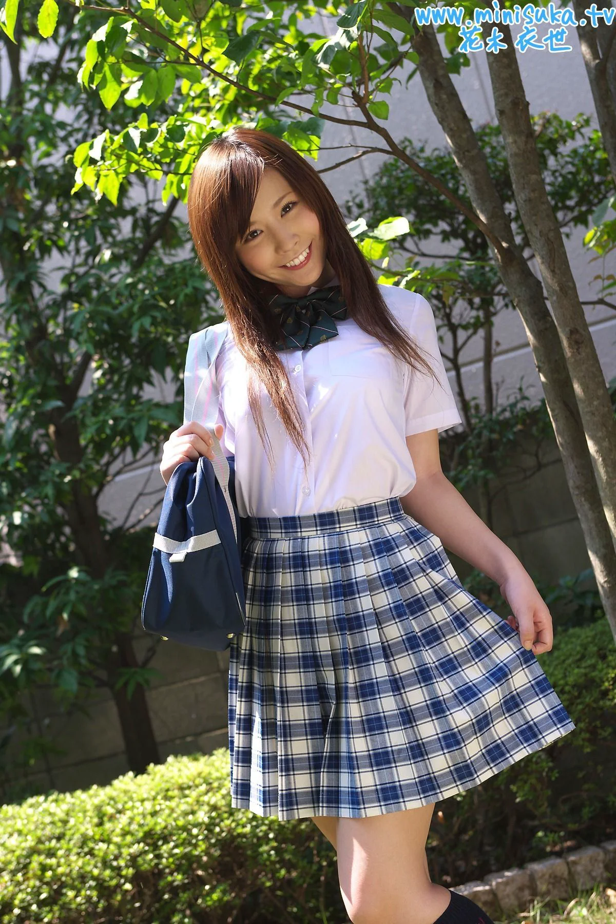 花木衣世 Iyo Hanaki 现役女子高生 [Minisuka.tv] 写真集 - 爱照片