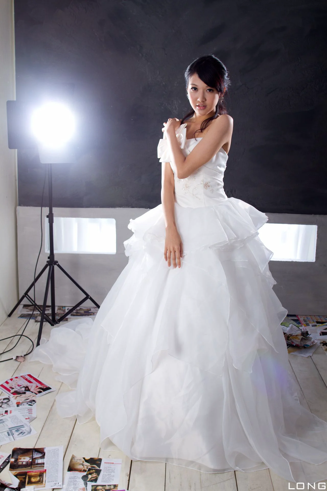台湾美女模特陈玮廷Jill《婚紗之白》写真集 - 爱照片