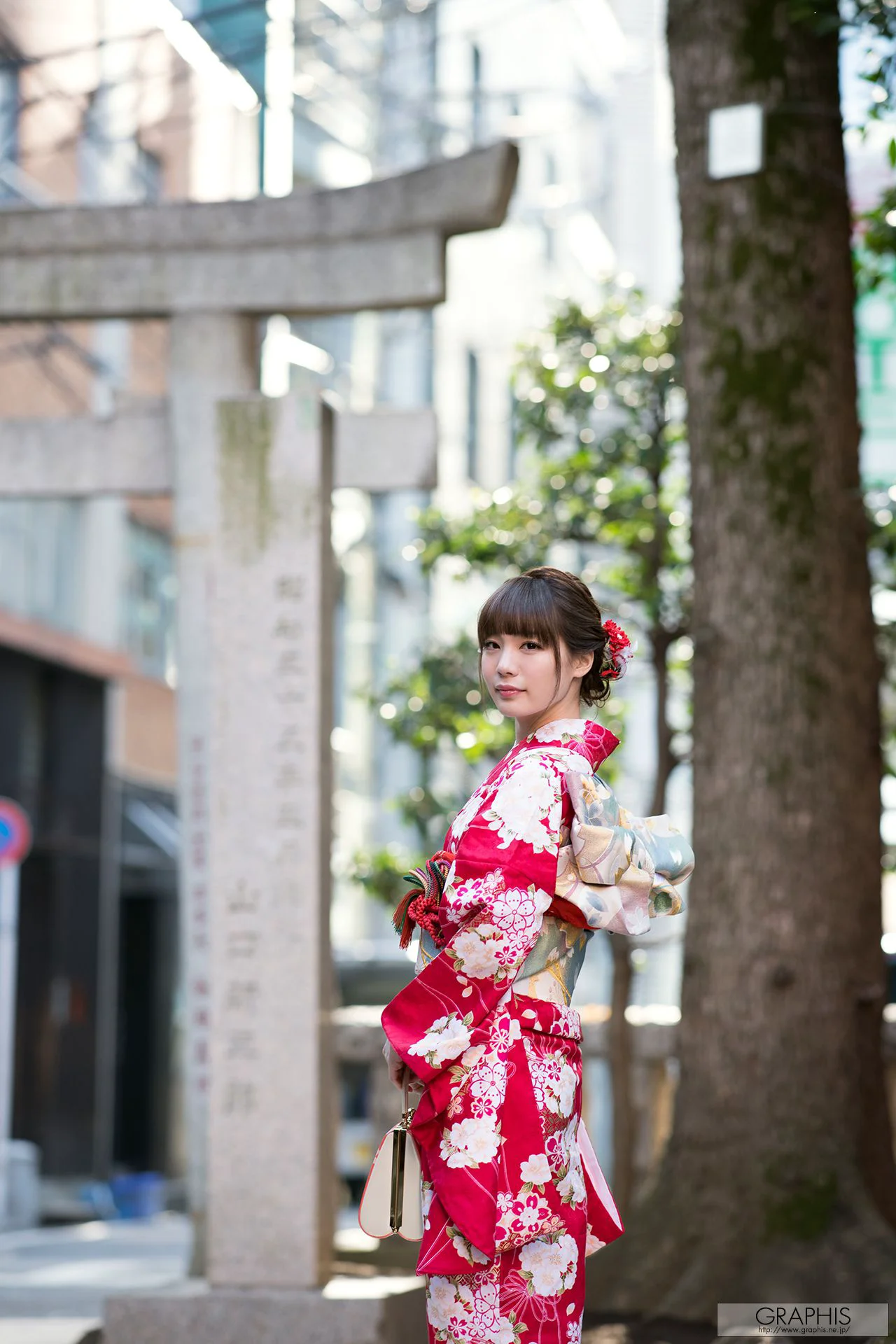 Airi Suzumura 鈴村あいり [Graphis] 期間限定 Limited Edition 写真集 - 爱照片