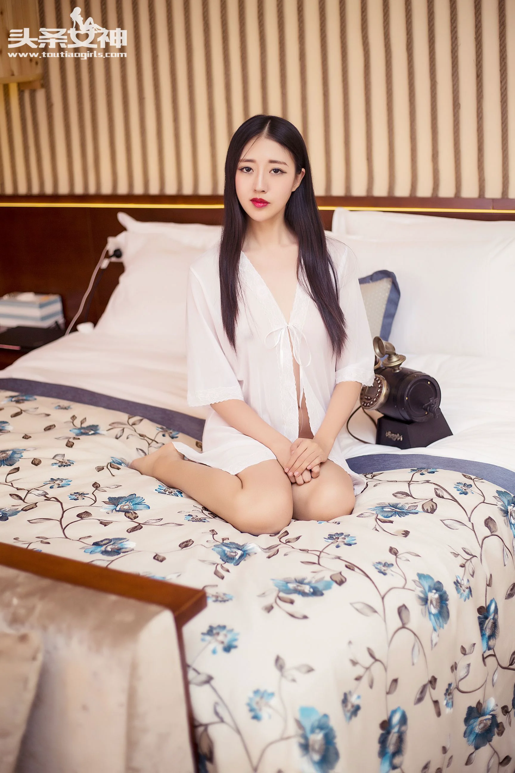 王竹《call me baby》 [头条女神] 写真集 - 爱照片