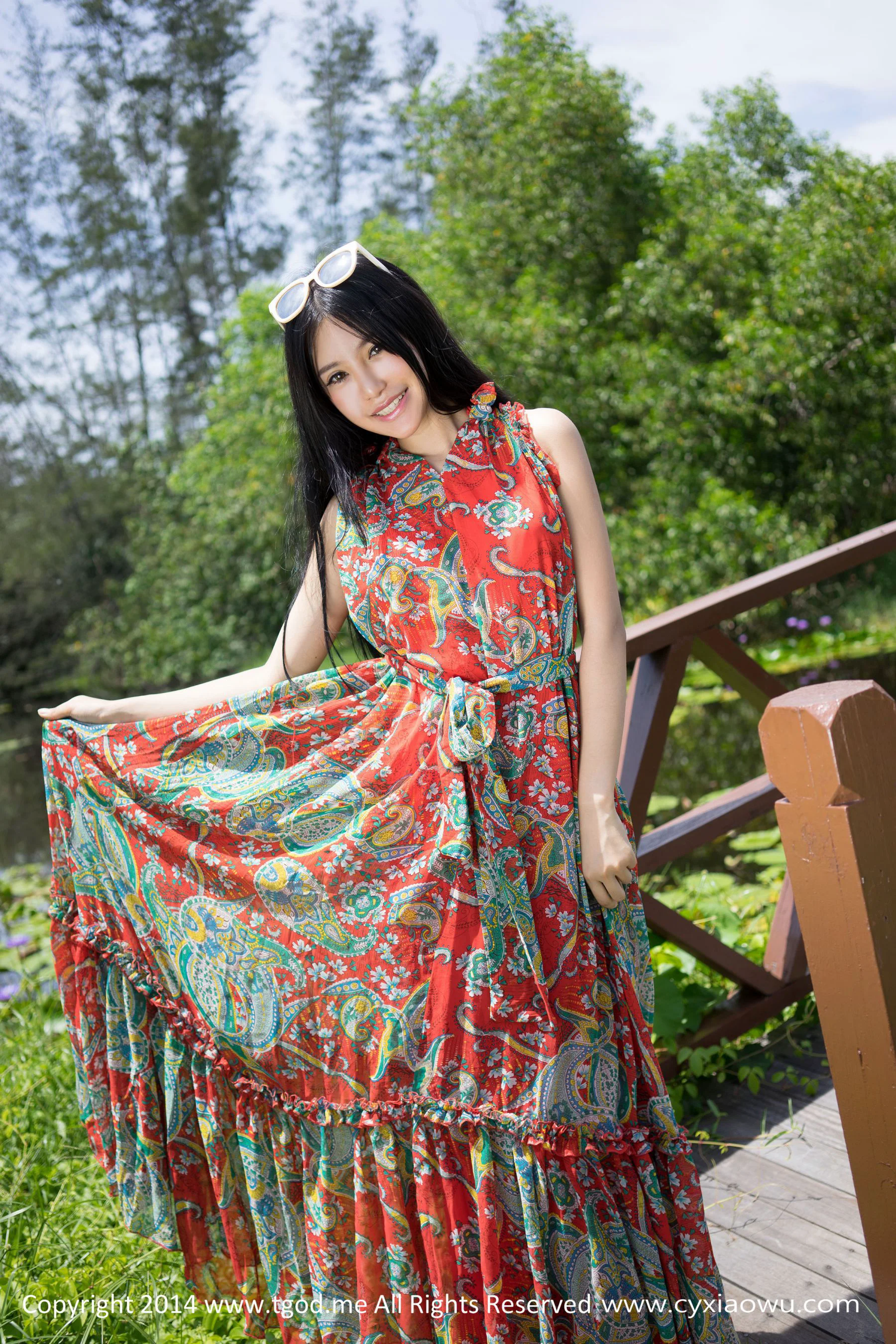 绮里嘉ula 《沙巴旅拍》小清新系列 [TGOD推女神] 写真集 - 爱照片