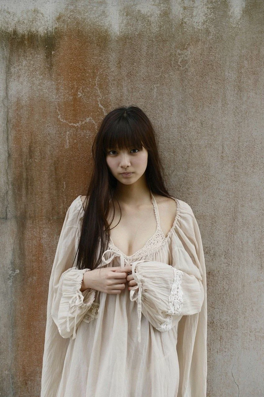 新川優愛《美しすぎる彼女に一目惚れ》 [WPB-net] No.157 写真集 - 爱照片