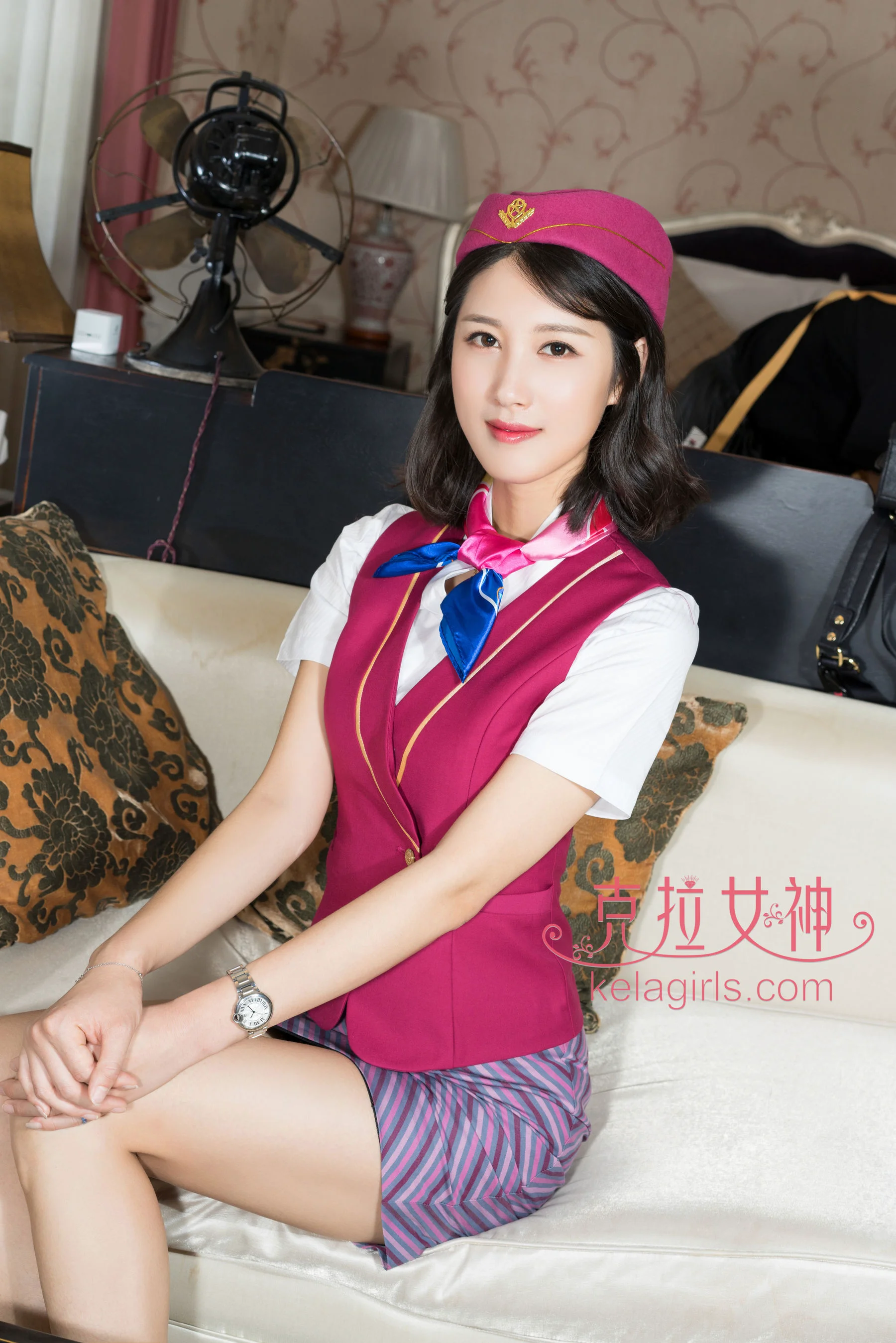 王睿《头等舱服务》 [克拉女神] 写真集 - 爱照片