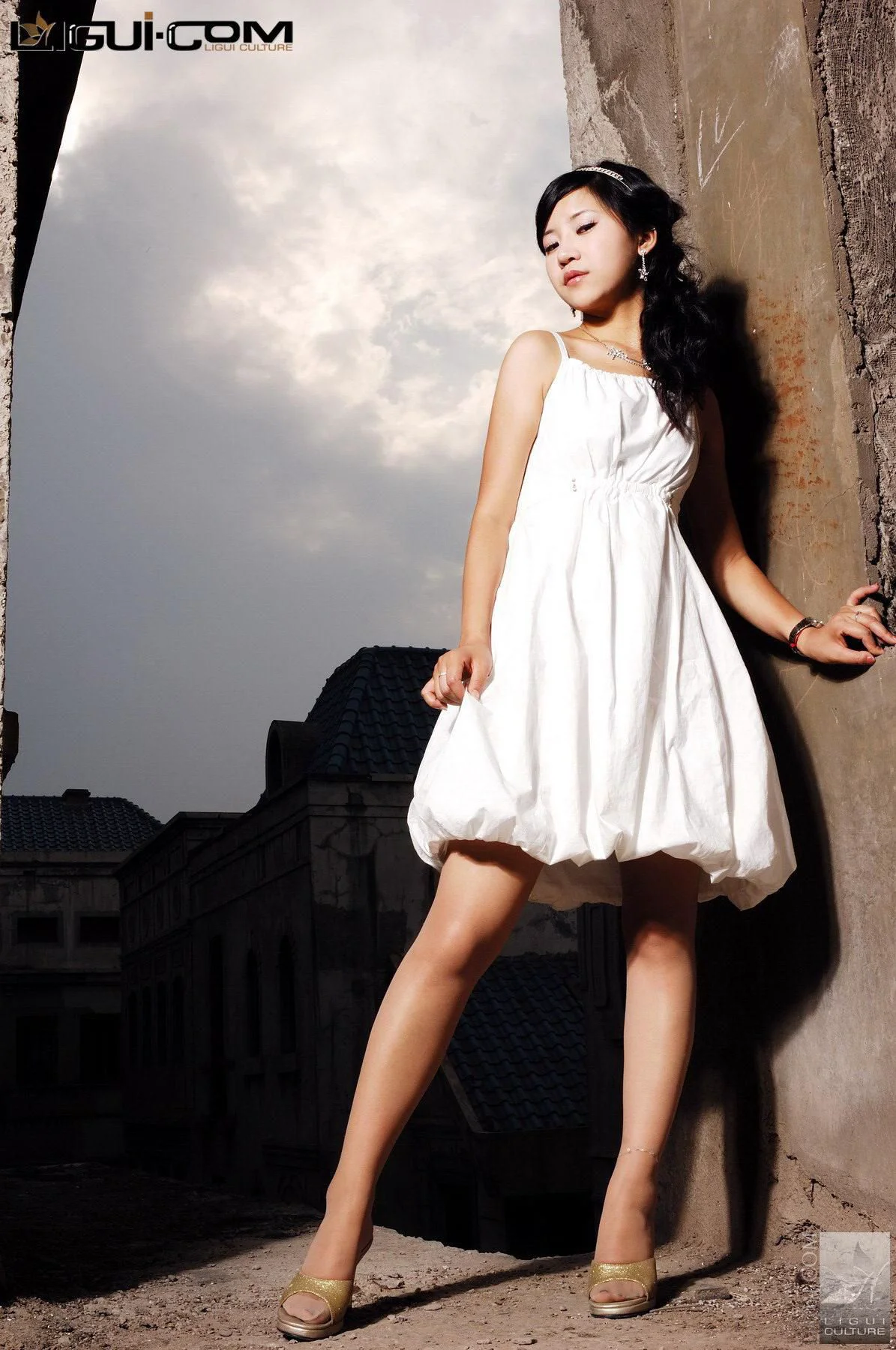 Model 卡鲁鲁《纯情少女的丝恋》 [丽柜LiGui] 丝足写真图片 - 爱照片
