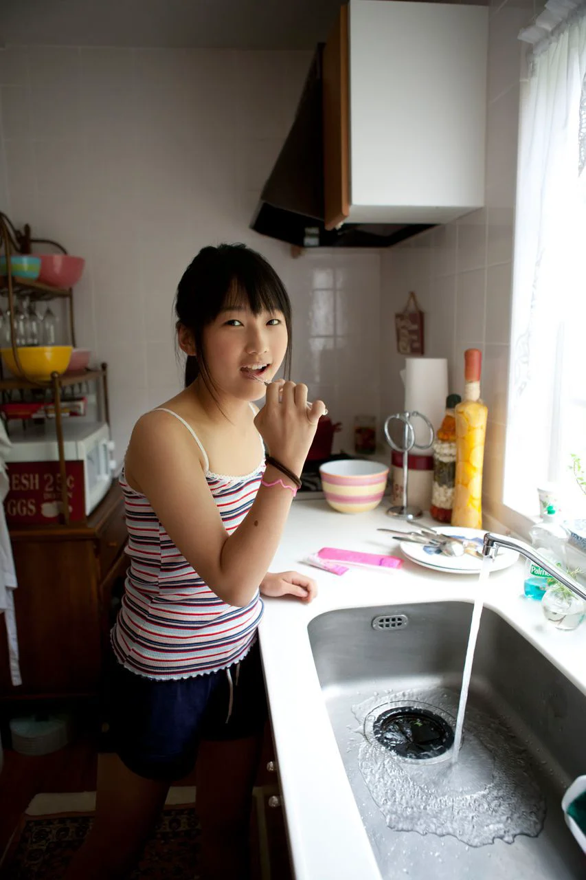Riho Sayashi 鞘師里保 [Hello! Project Digital Books] Vol.93 写真集 - 爱照片