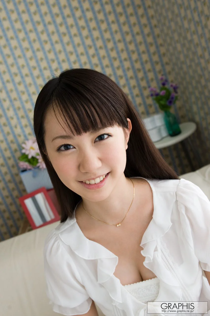 香澄のあ/香澄乃亚《Neatly》 [Graphis] Gals 写真集 - 爱照片