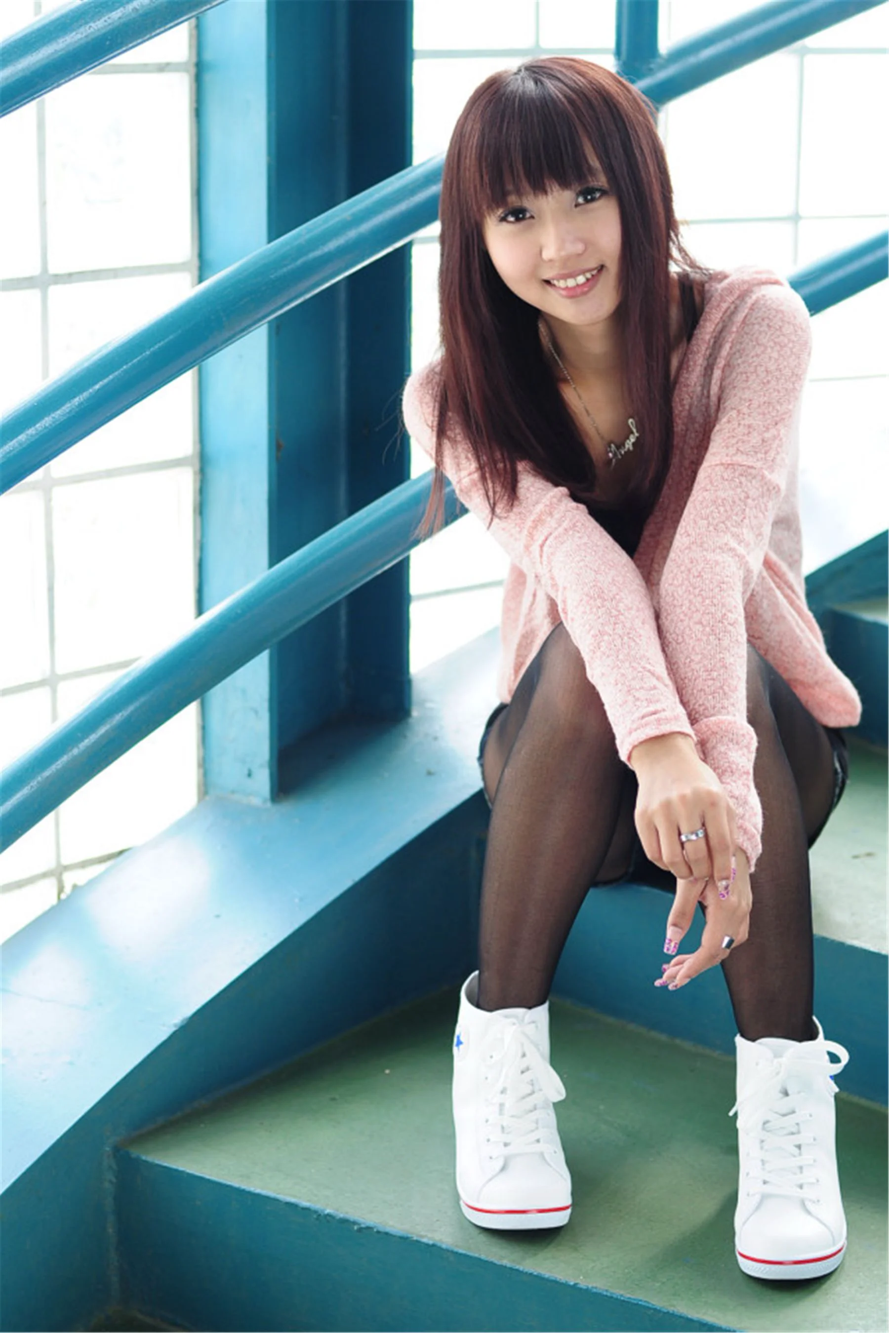 台湾妹子希希《可爱街拍图片》写真合集 - 爱照片