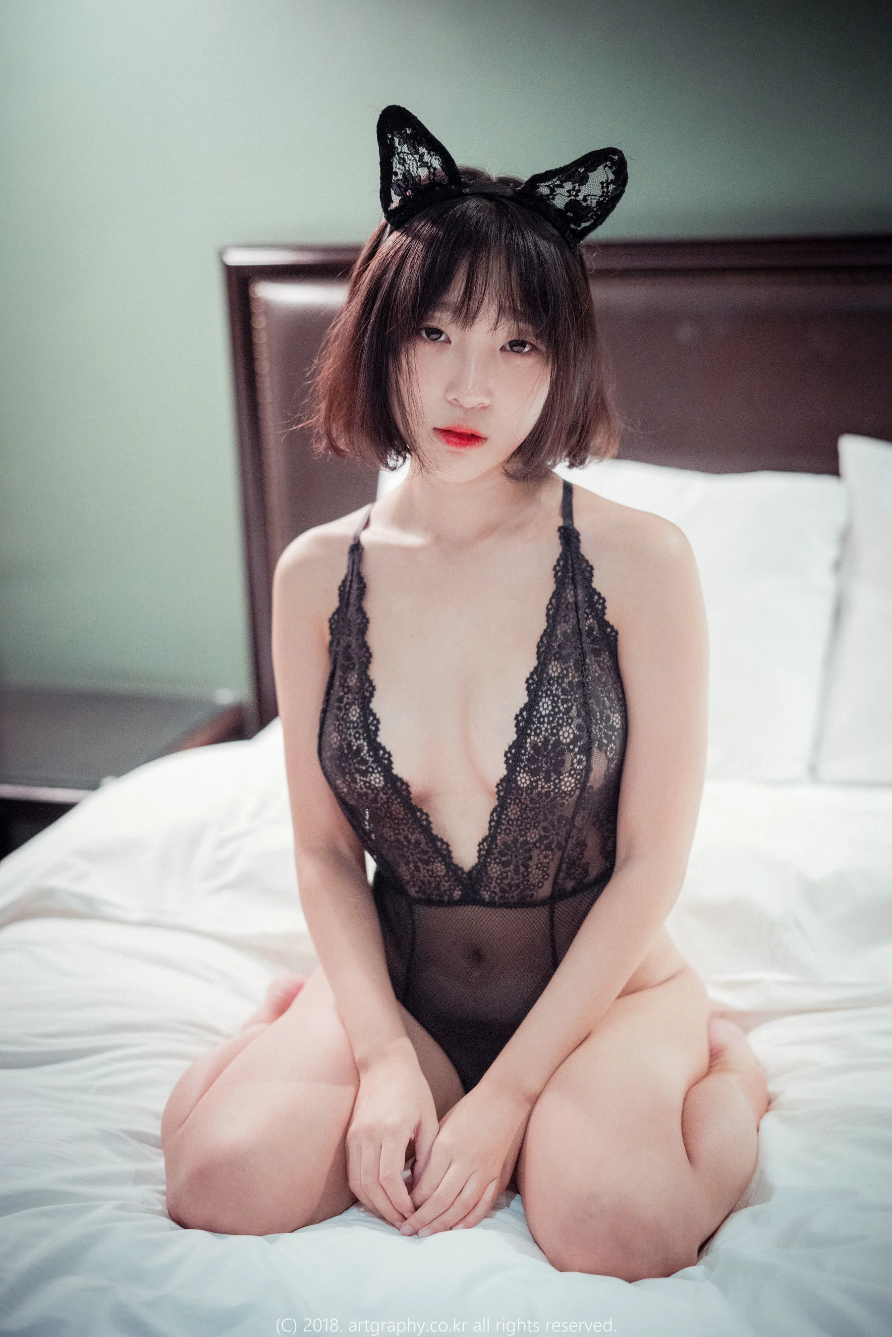 韩国少女姜仁卿《蕾丝猫女》 [ARTGRAVIA] 写真集 - 爱照片