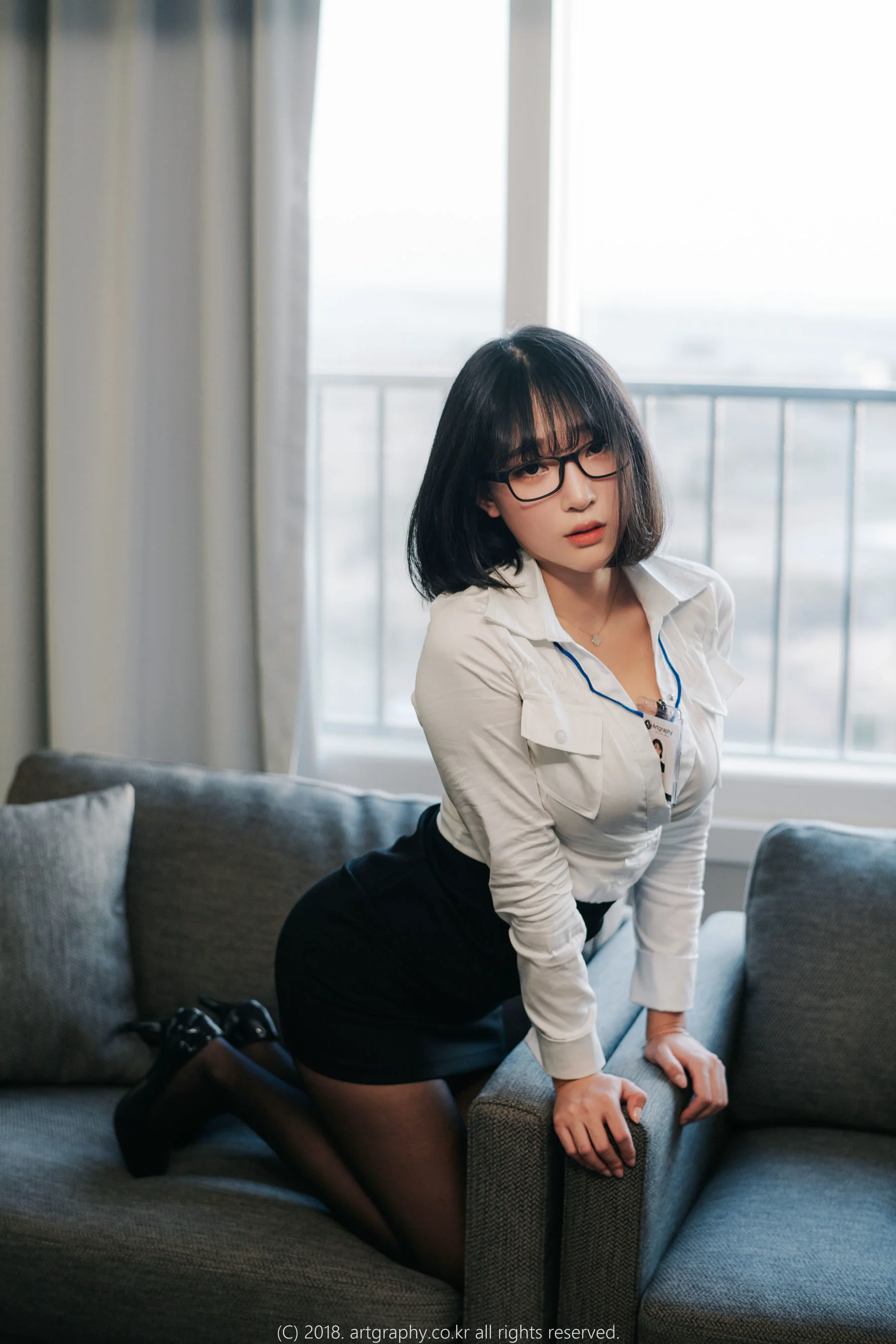 巨乳少女姜仁卿《黑丝制服+女仆诱惑》 [ARTGRAVIA]  Vol.42 写真集 - 爱照片