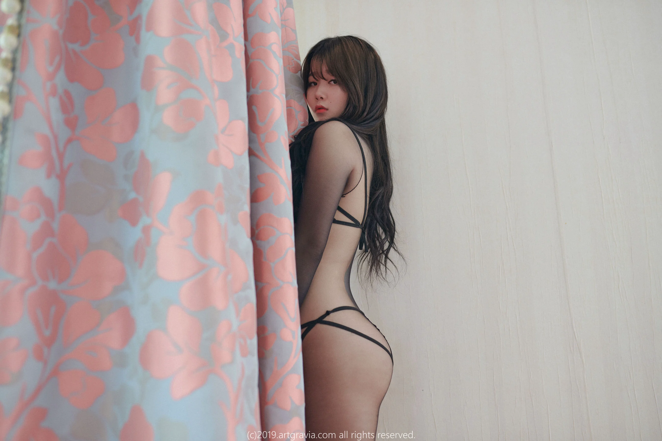 [ARTGRAVIA] VOL.103 Zia – 连体黑丝+浴缸福利 - 爱照片