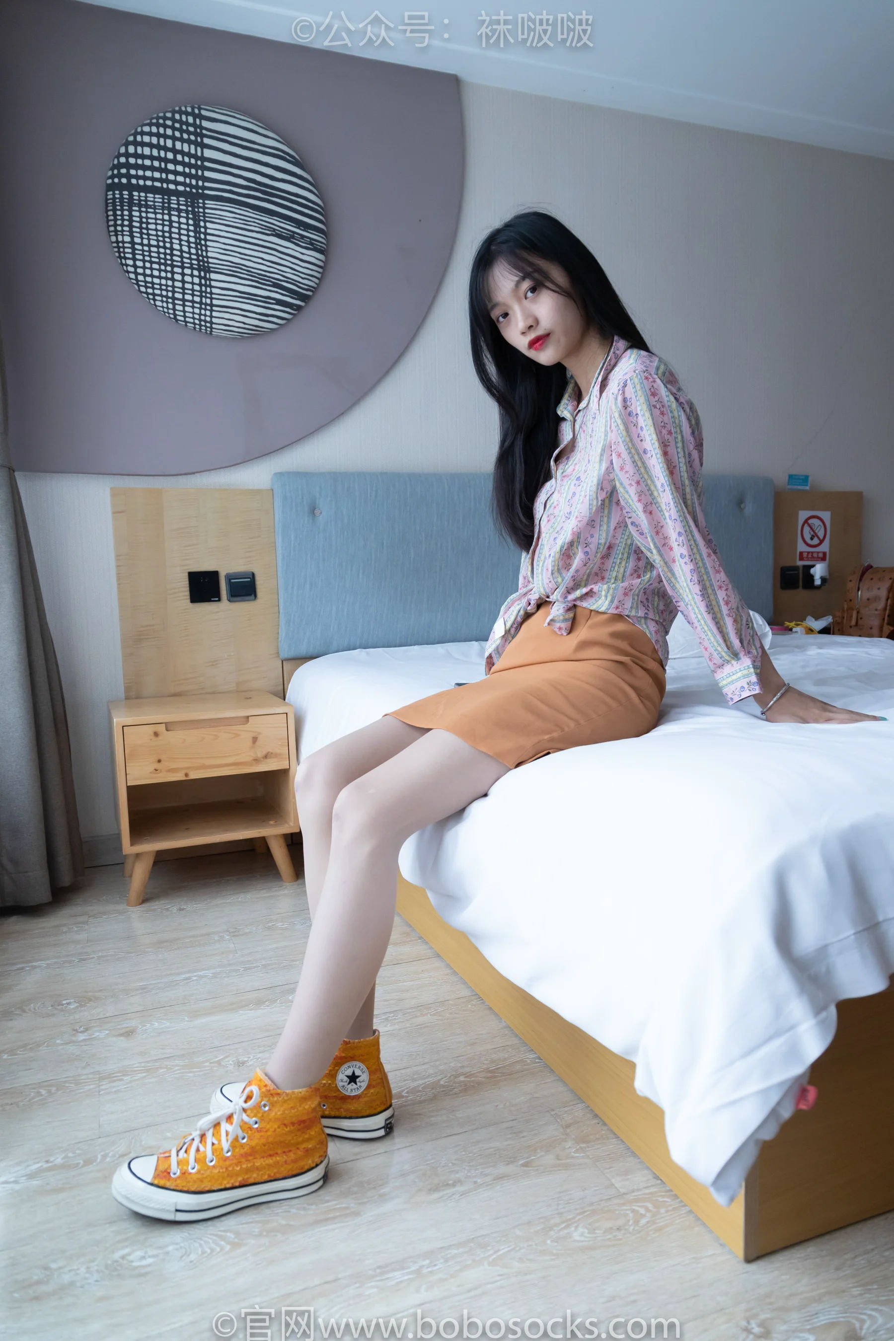 [BoBoSocks袜啵啵] No.008 涵涵 – 帆布鞋、白色短棉袜、肉丝 - 爱照片