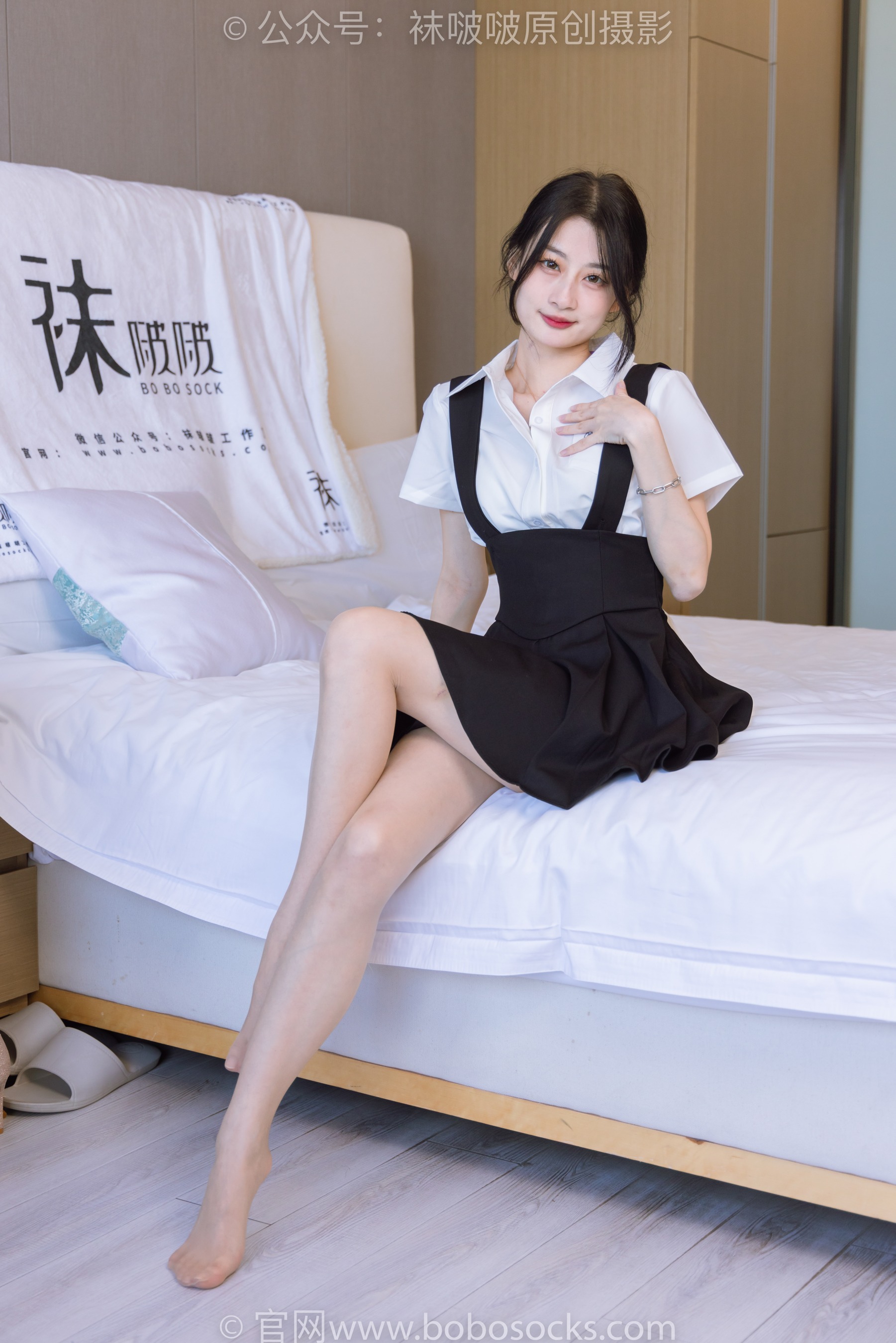 [BoBoSocks袜啵啵] No.180 苏苏 – 高跟鞋、肉丝（脚尖微加固款）、裸足（比重较多） - 爱照片