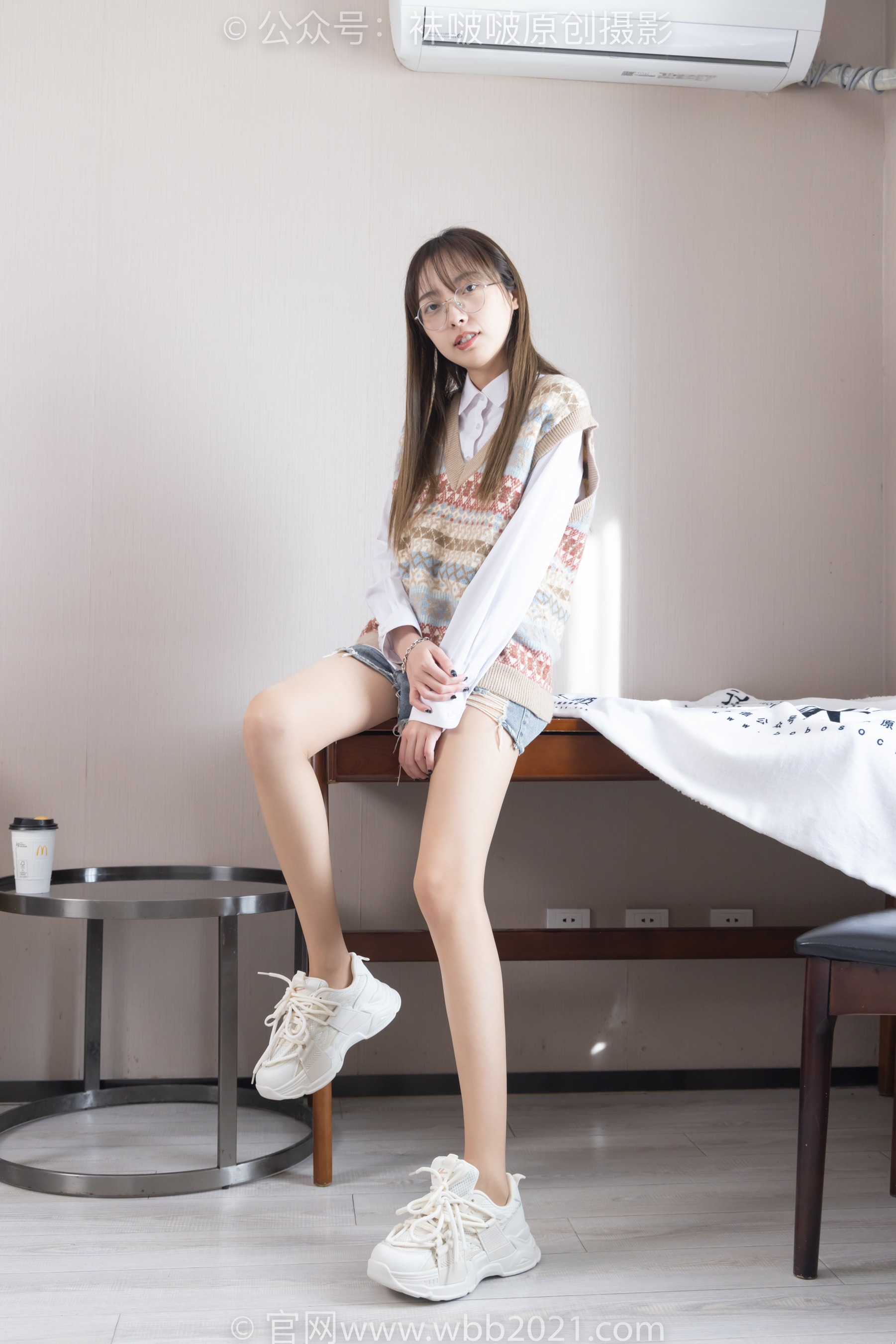 [BoBoSocks袜啵啵] No.316 稚予 – 运动鞋、马丁靴、肉丝（脚尖微加固款）（花絮版） - 爱照片