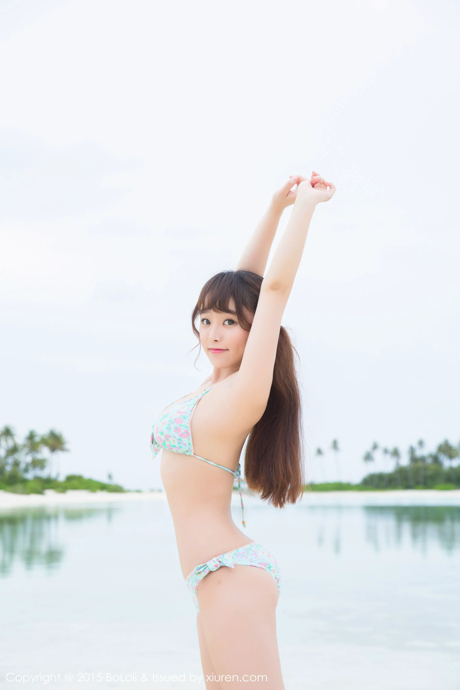 柳侑绮Sevenbaby《马尔代夫旅拍》比基尼+死库水 [BoLoli波萝社] Vol.044 写真集 - 爱照片