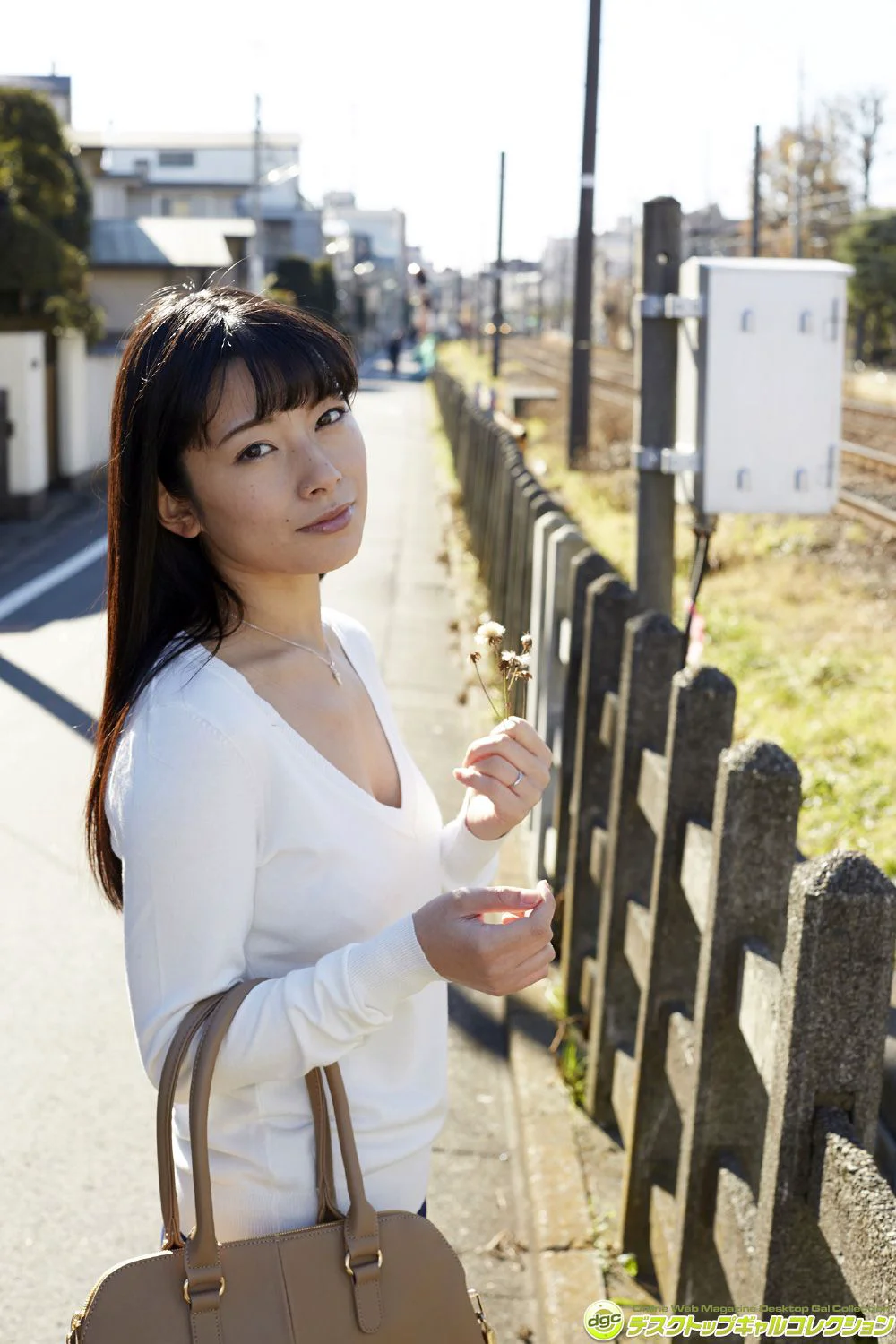 春野恵《官能的な瞳とスタイル抜群のボディで挑発！》写真集 [DGC] NO.1235 - 爱照片