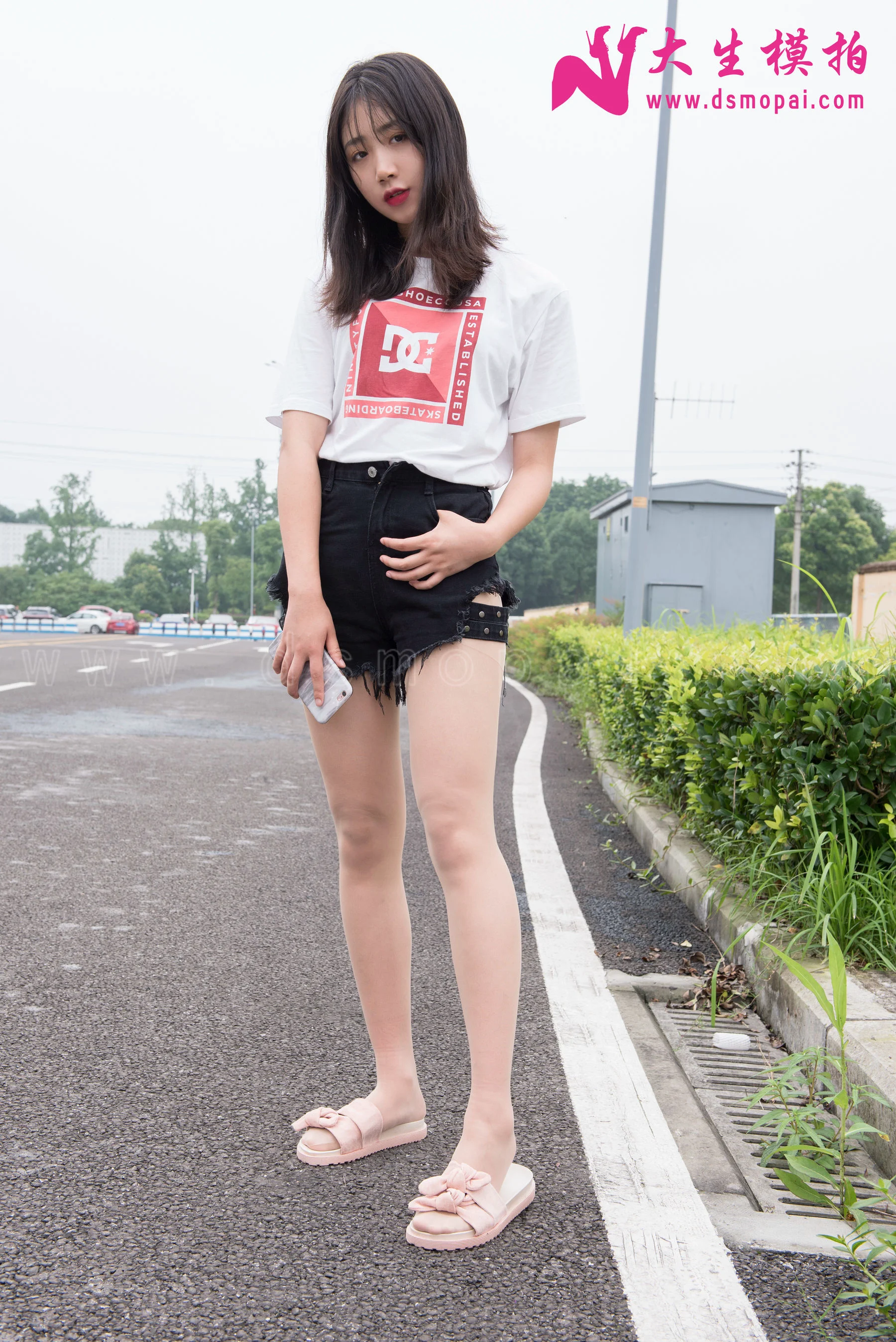 [大生模拍] No.136 珠珠 – 压马路的肉丝腿 - 爱照片