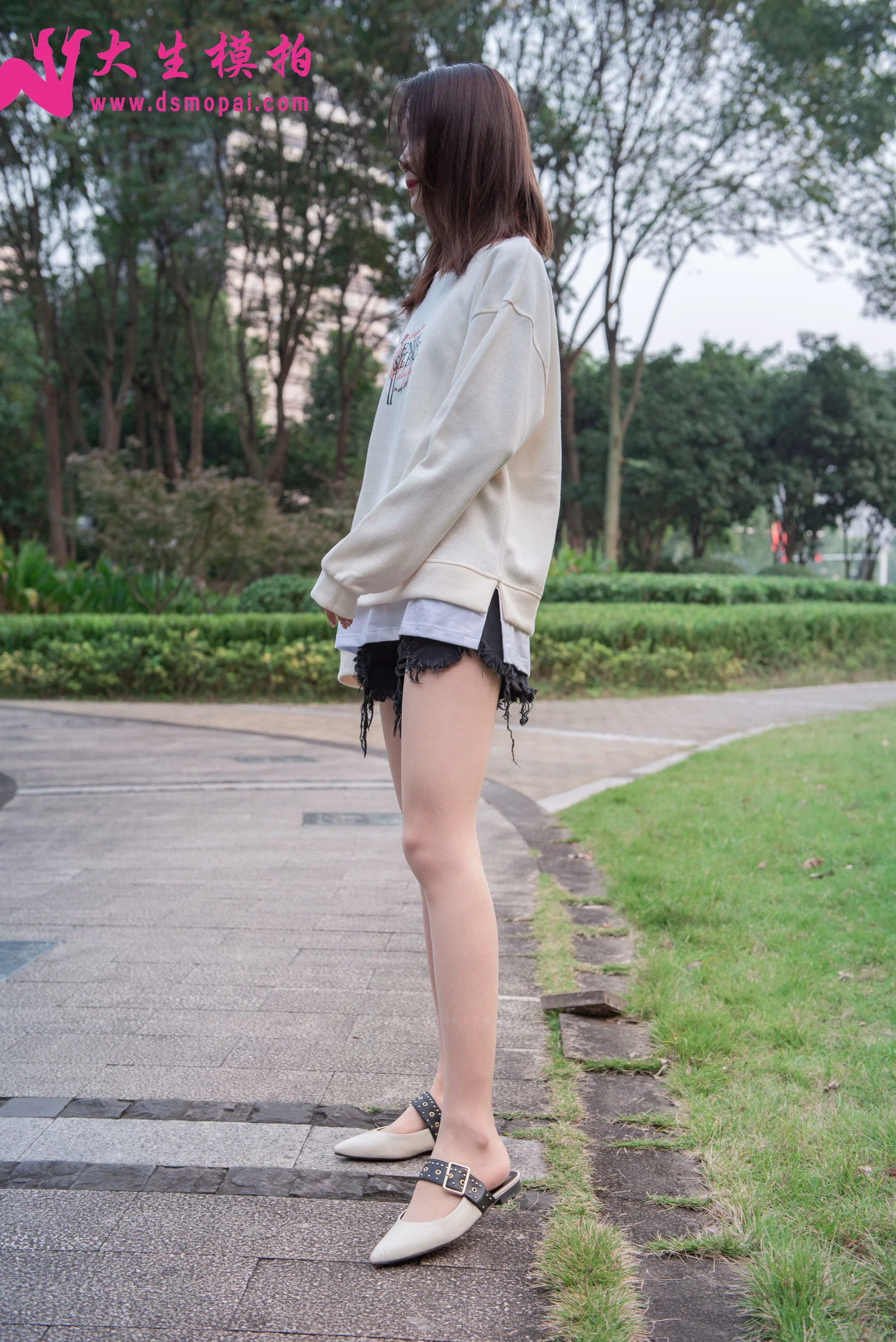 [大生模拍] No.157 丹丹 – 白嫩美丝 - 爱照片