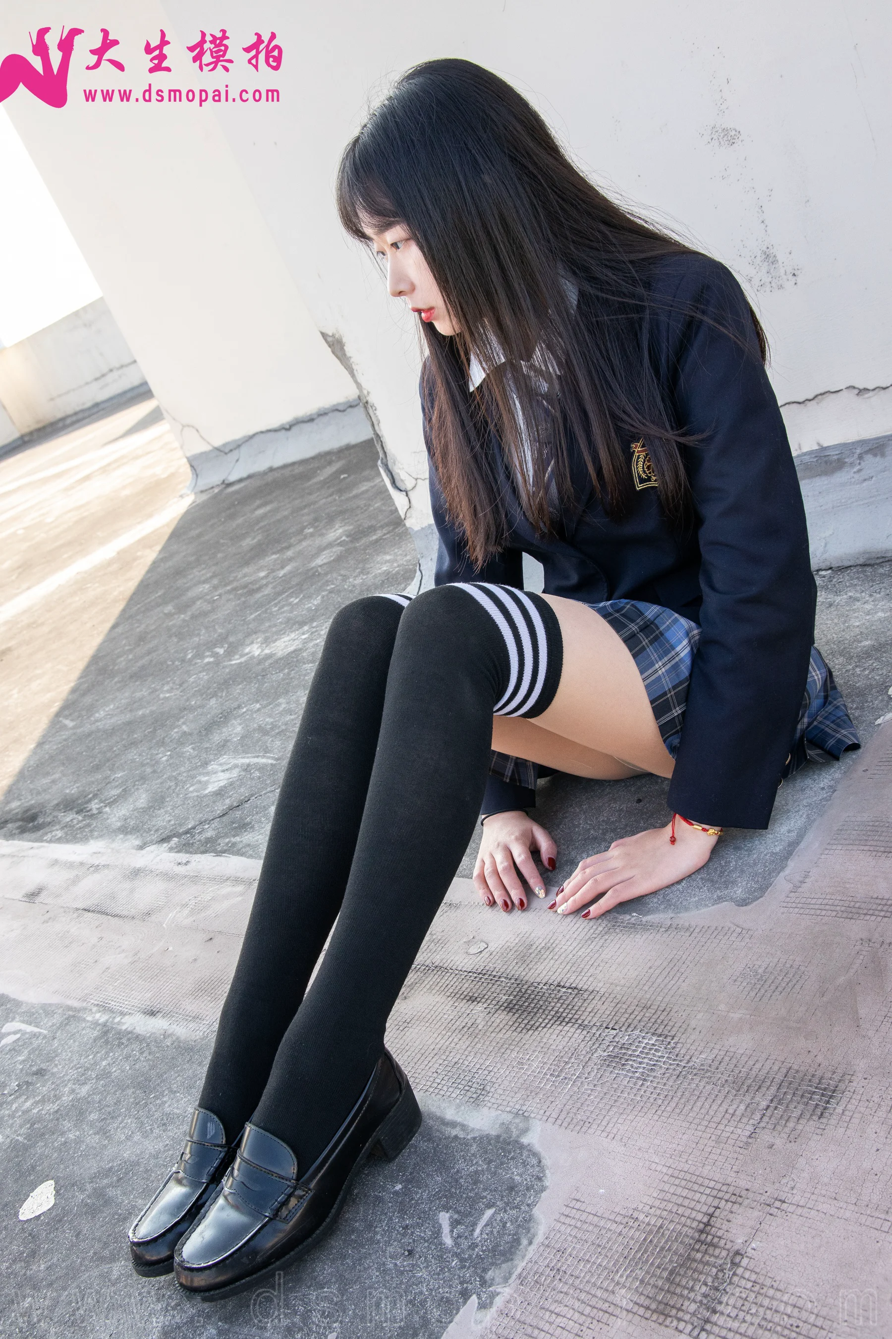 [大生模拍] NO.251 丹丹 可爱学院风少女 - 爱照片