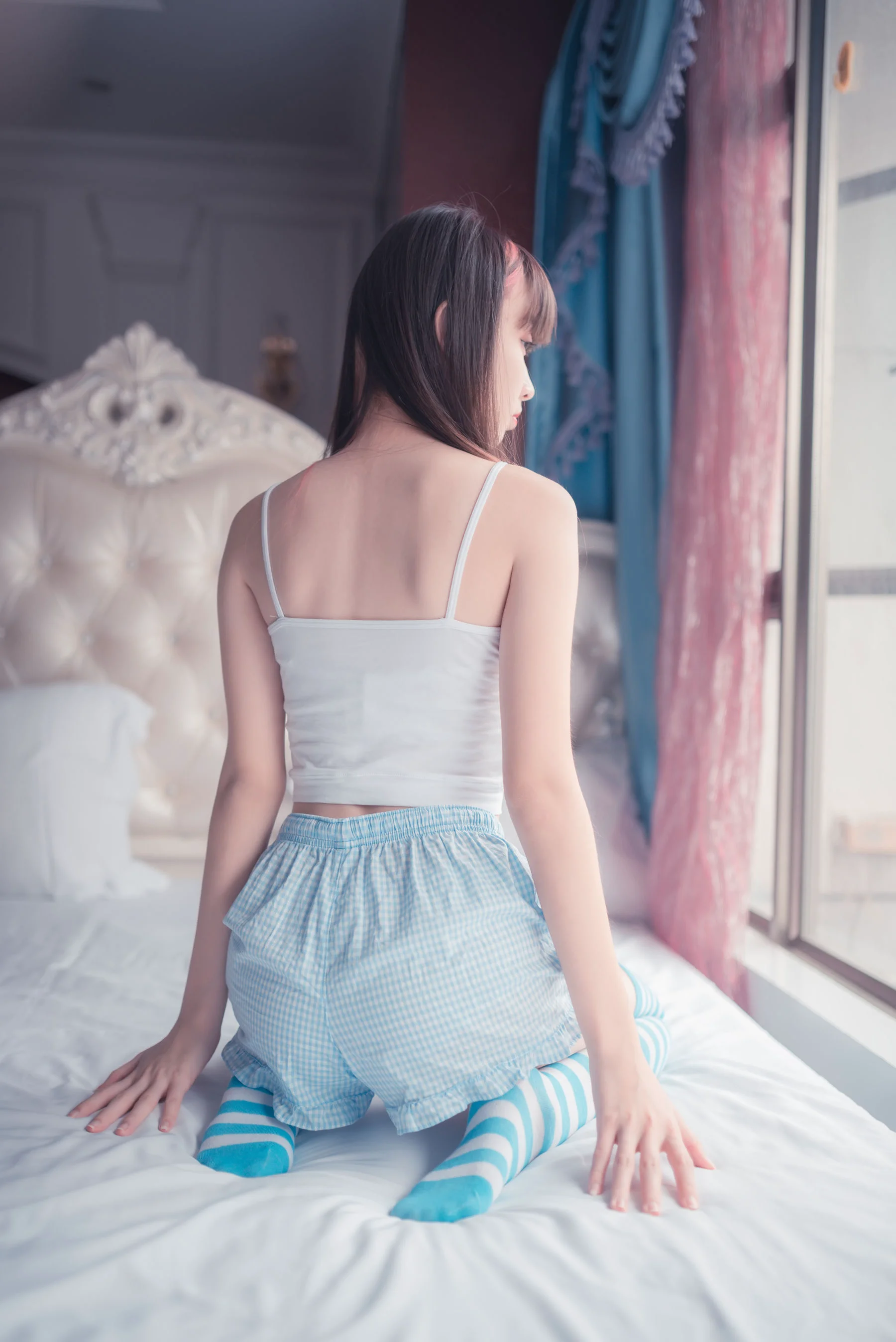 [风之领域] NO.014 蓝白条纹丝袜小可爱 写真集 - 爱照片