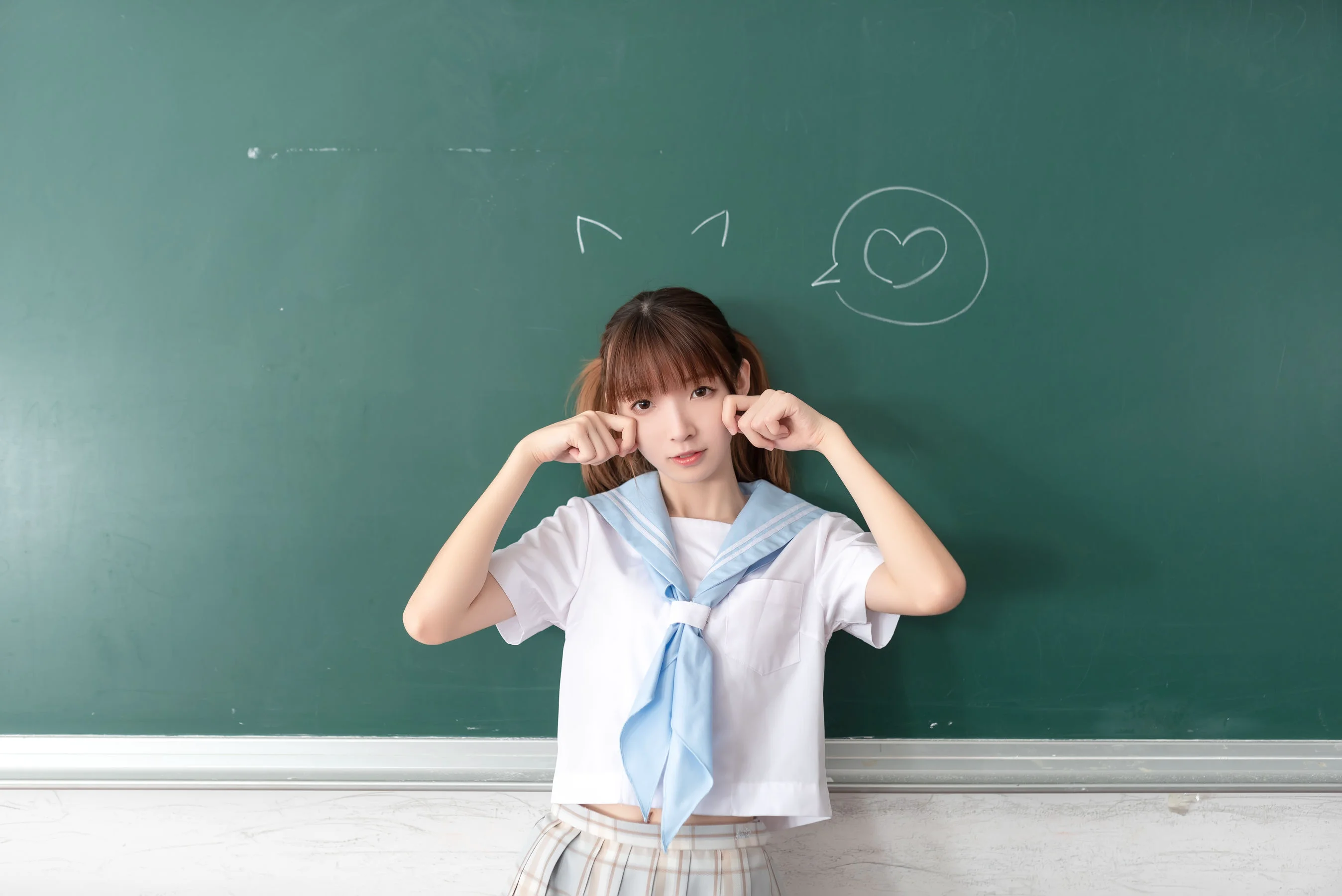 [风之领域] NO.041 教室水手服白丝 写真集 - 爱照片