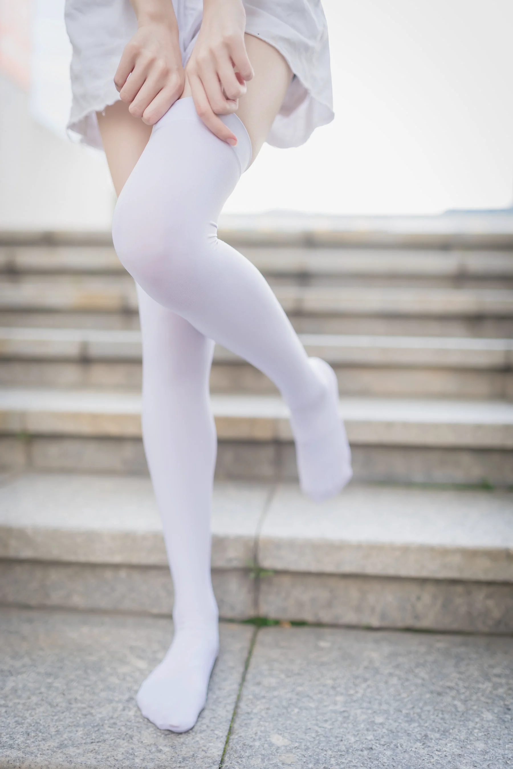 [风之领域] NO.057 白丝美腿 写真集 - 爱照片