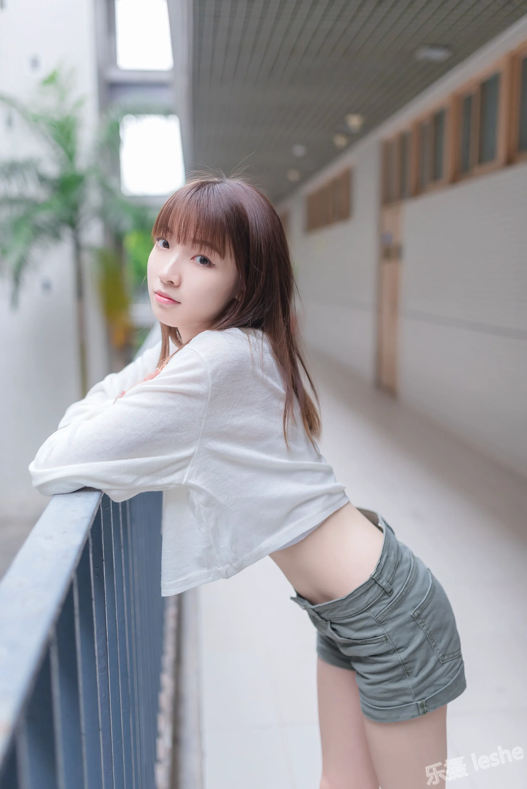 [风之领域] NO.062 极品大长腿 写真集 - 爱照片