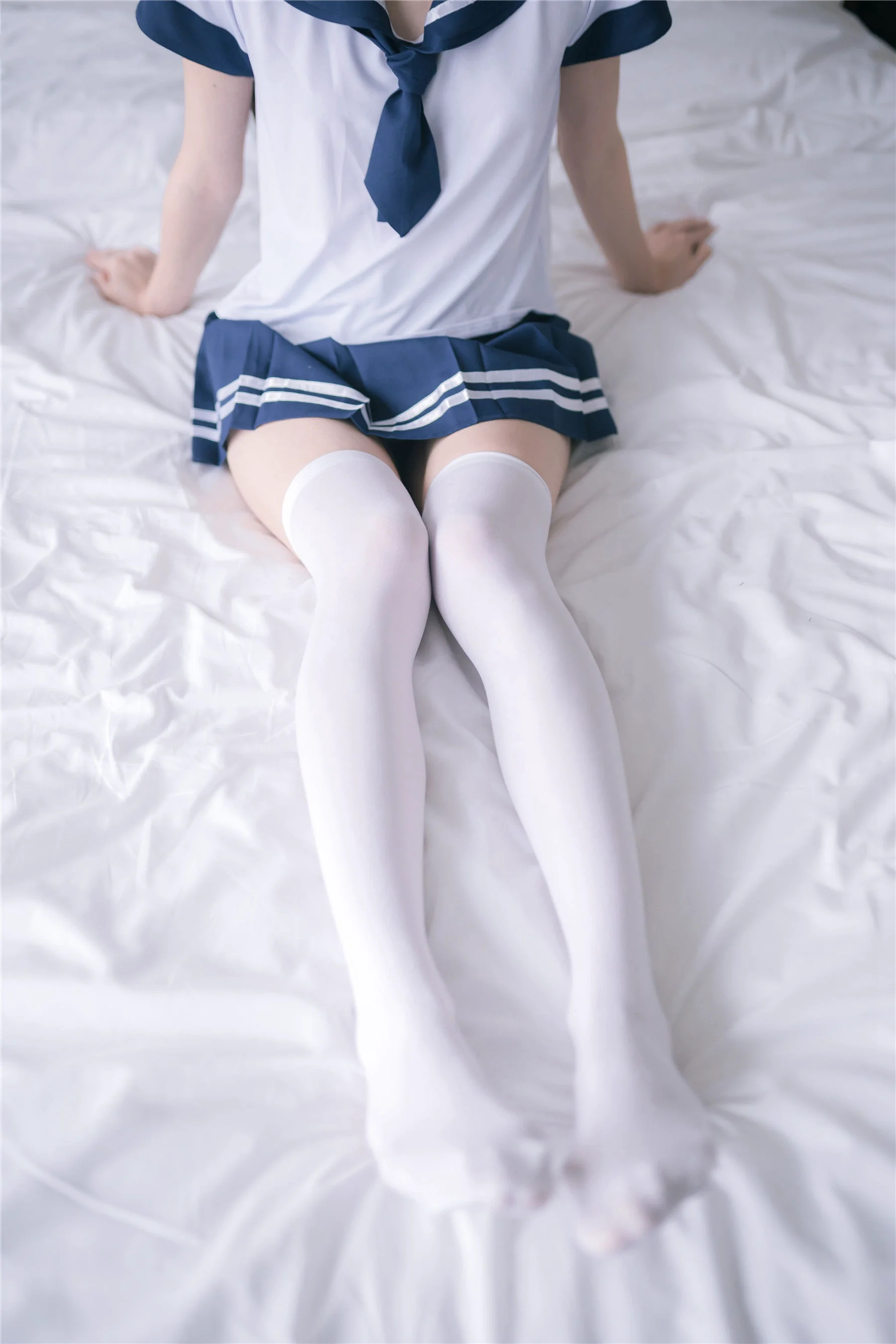 [风之领域] NO.084 白丝水手服 写真集 - 爱照片