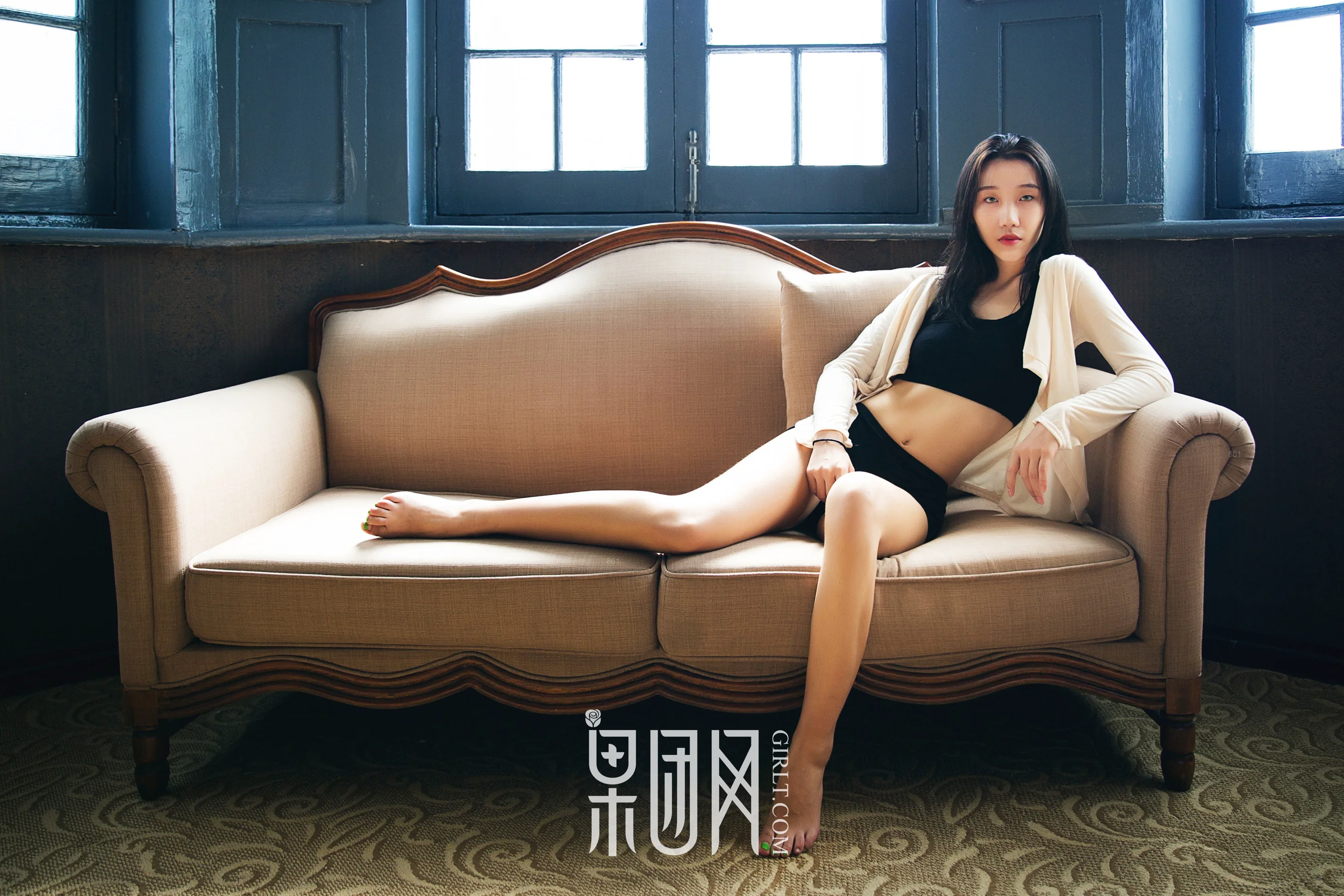 [GIRLT果团网] 投稿作品 TG021 女博士 - 爱照片
