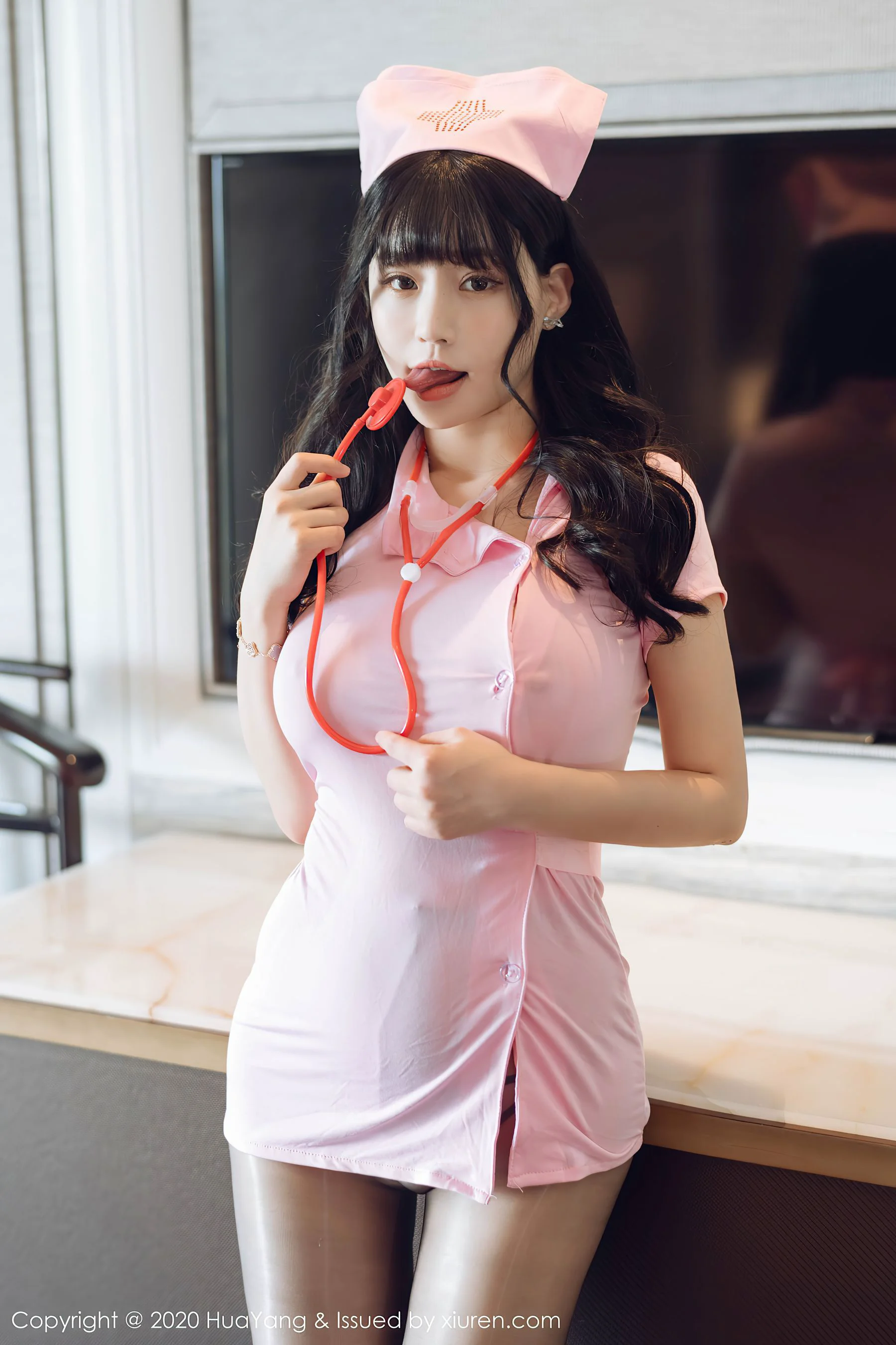 [花漾HuaYang] Vol.302 朱可儿Flower – 粉色的护士制服系列 - 爱照片