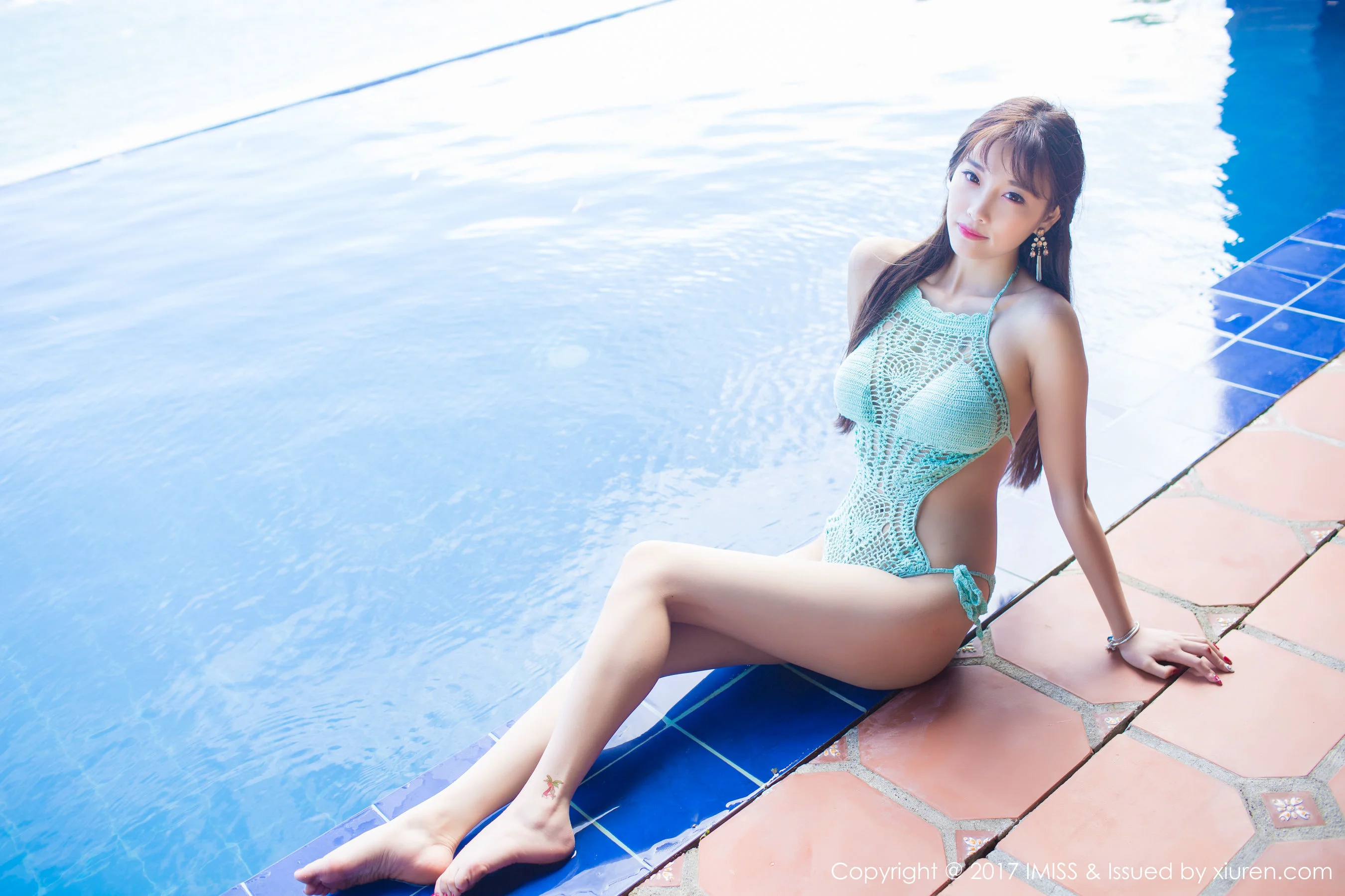 sugar小甜心CC《针织比基尼+黑丝美腿》 [爱蜜社IMISS] Vol.147 写真集 - 爱照片