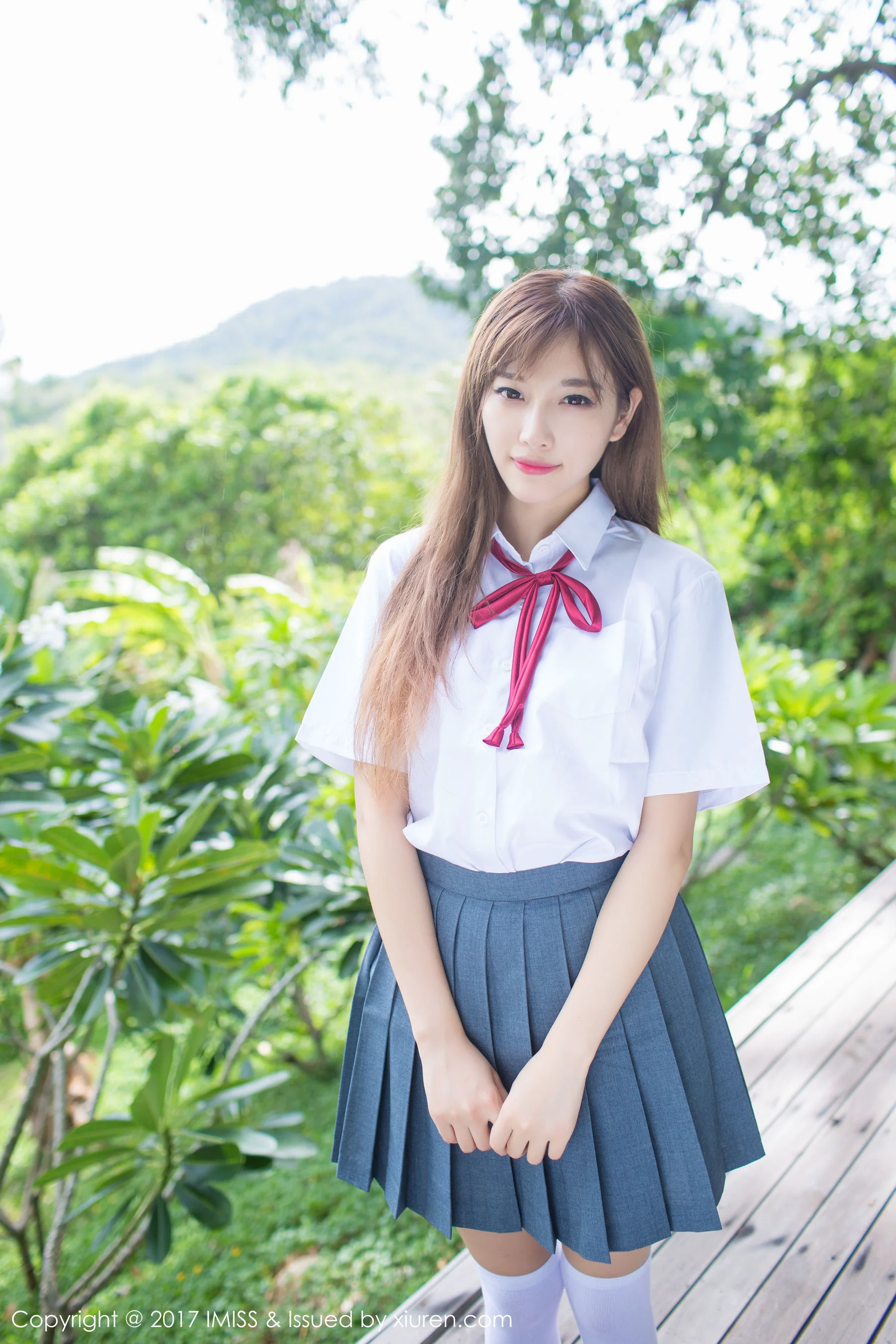 杨晨晨sugar《室外校服系列》 [爱蜜社IMiss] VOL.195 写真集 - 爱照片