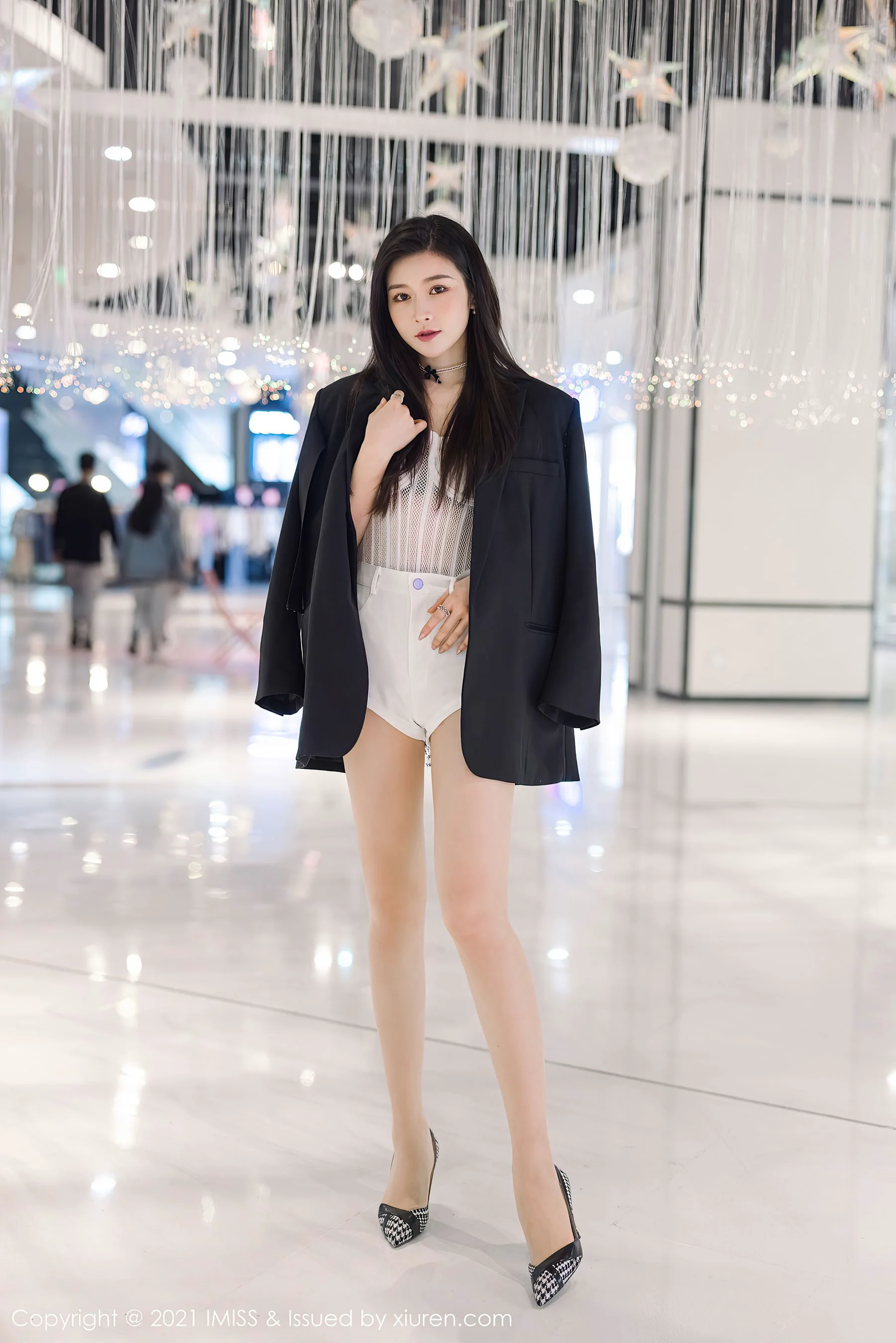 [爱蜜社IMiss] Vol.569 气质美女@Vanessa 丝袜美腿写真 - 爱照片