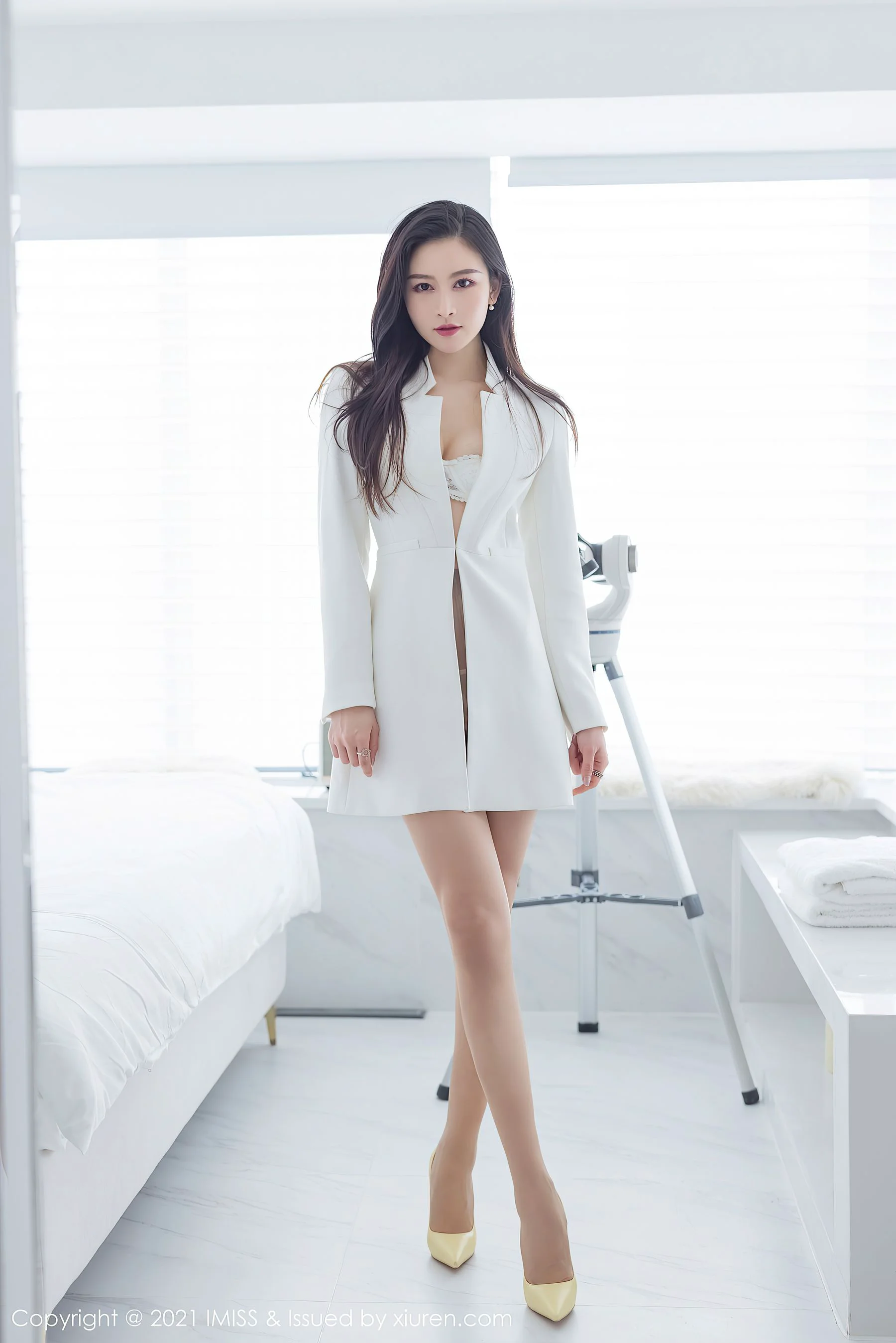 [爱蜜社IMiss] Vol.594 Vanessa – 洁白动人的精致华丽服饰 - 爱照片