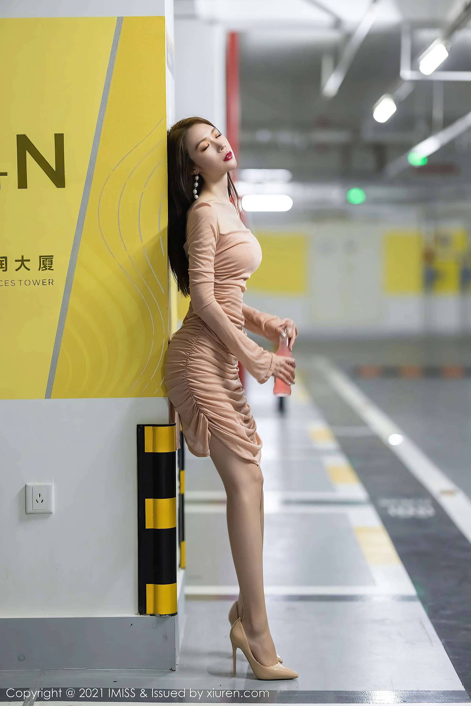 [爱蜜社IMiss] Vol.596 梦心月 – 一场美丽的邂逅 - 爱照片