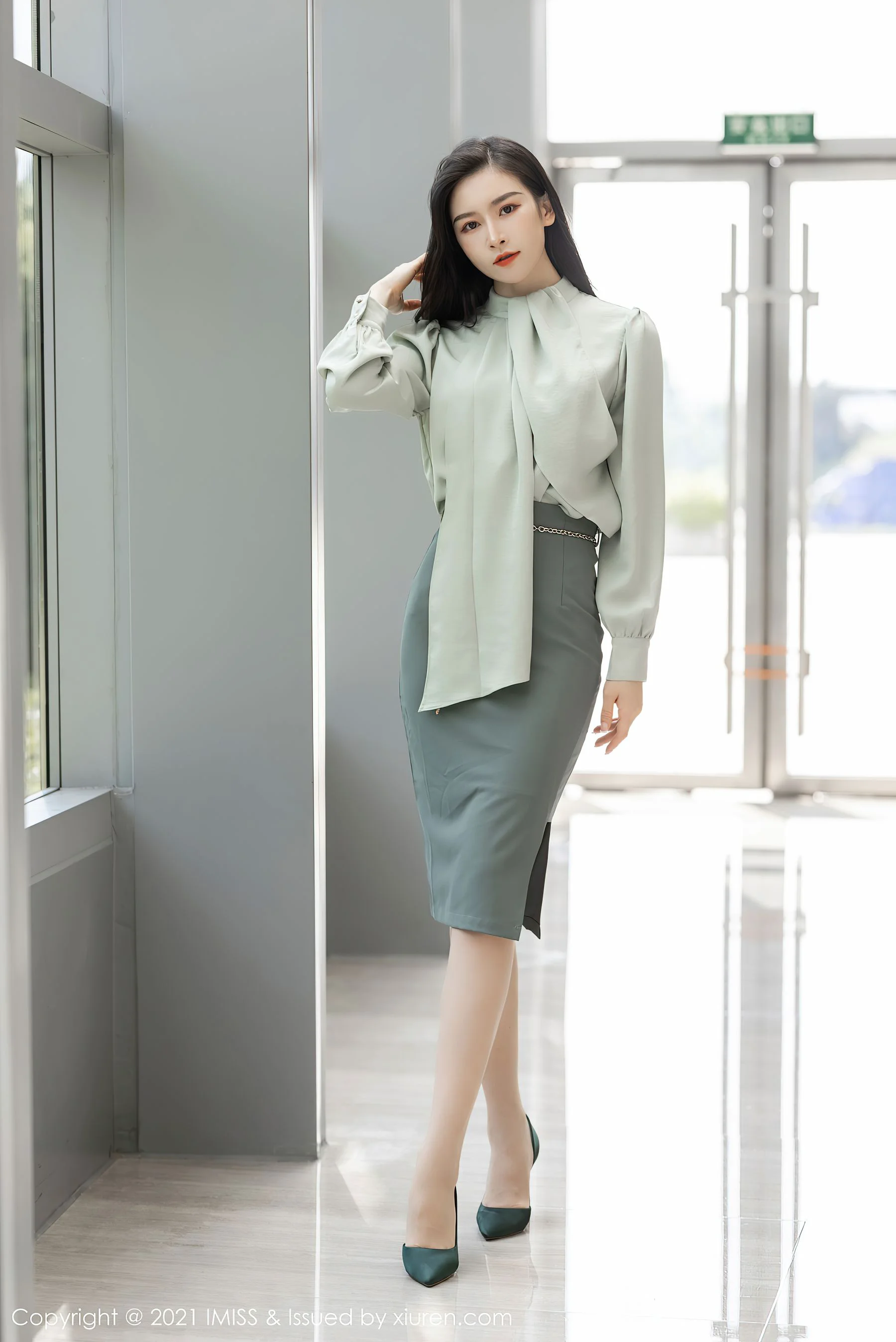 [爱蜜社IMiss] Vol.617 Vanessa – 袅袅动人的气息 - 爱照片