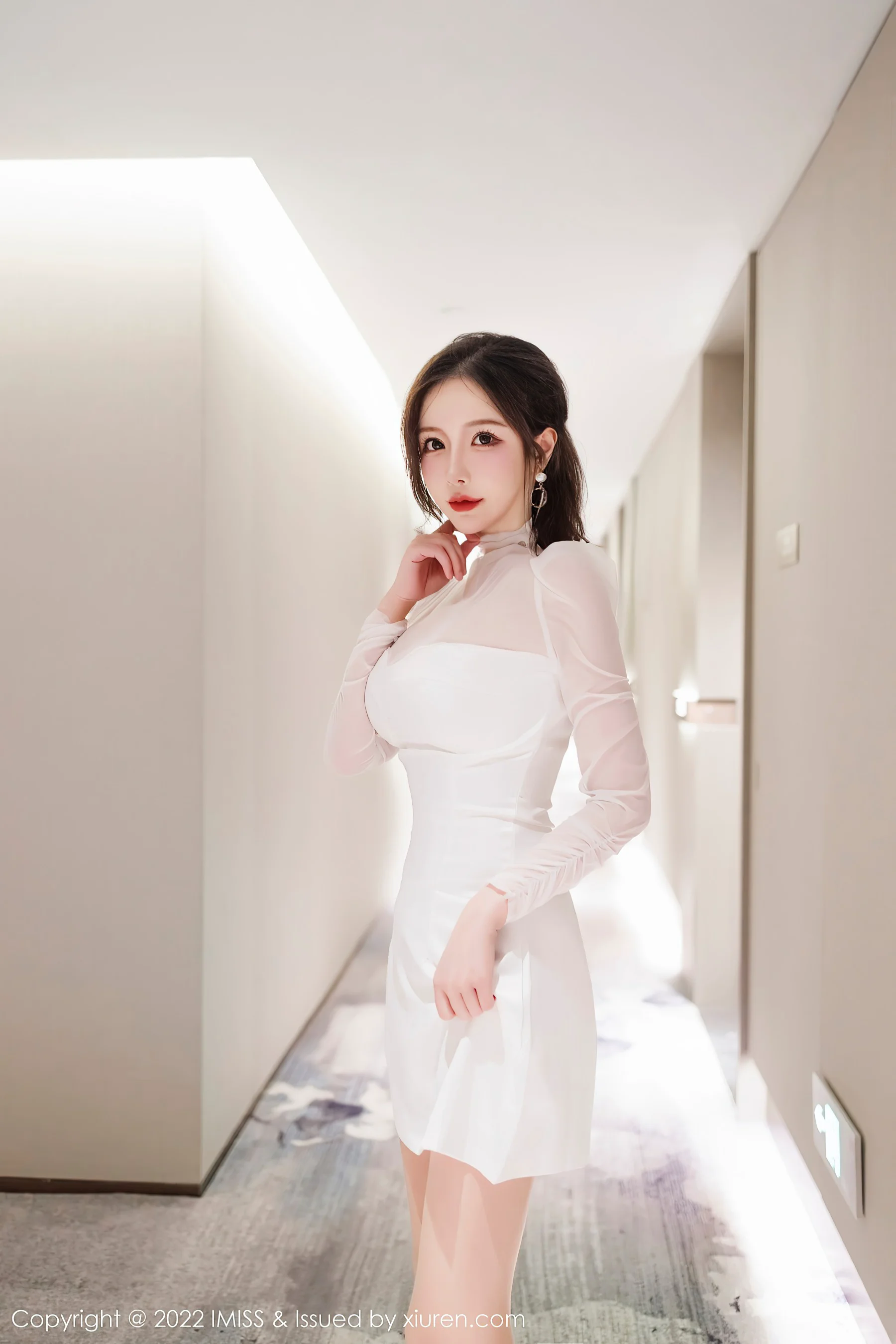 [IMISS爱蜜社] VOL.655 LindaLinda 美腿小骚货 - 爱照片